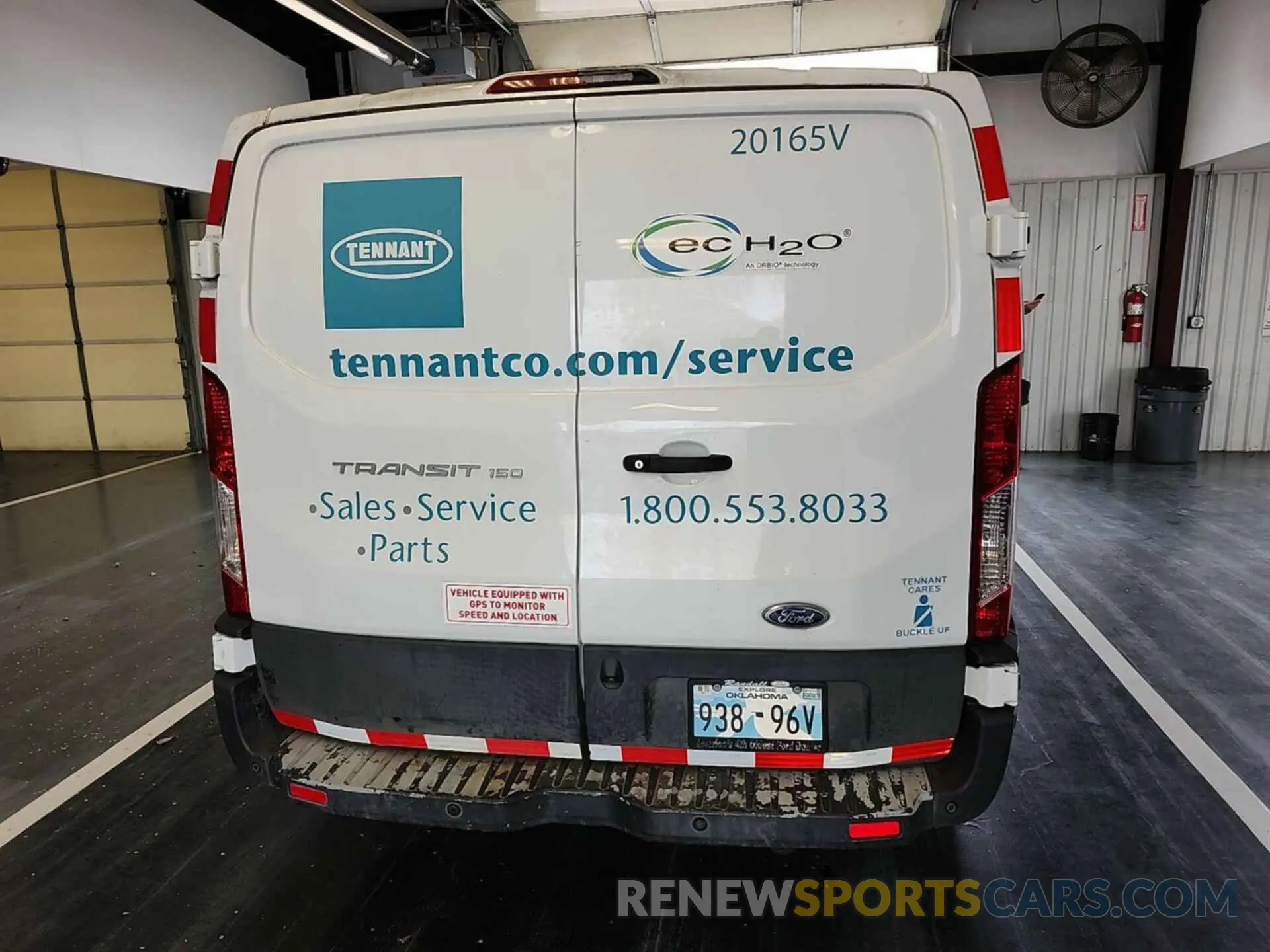 31 Photograph of a damaged car 1FTYE1Y82LKB26132 FORD TRANSIT-150 2020