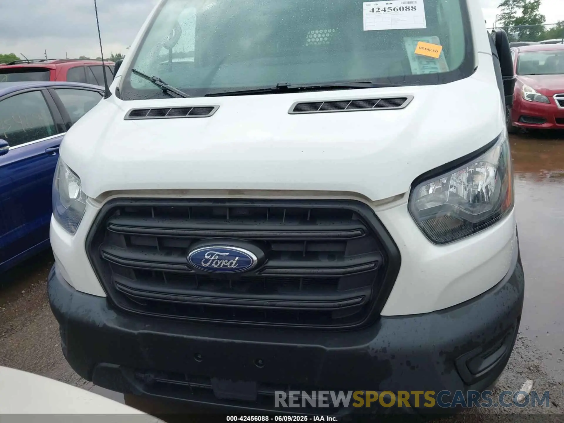 12 Photograph of a damaged car 1FTYE1Y83LKB22350 FORD TRANSIT-150 2020