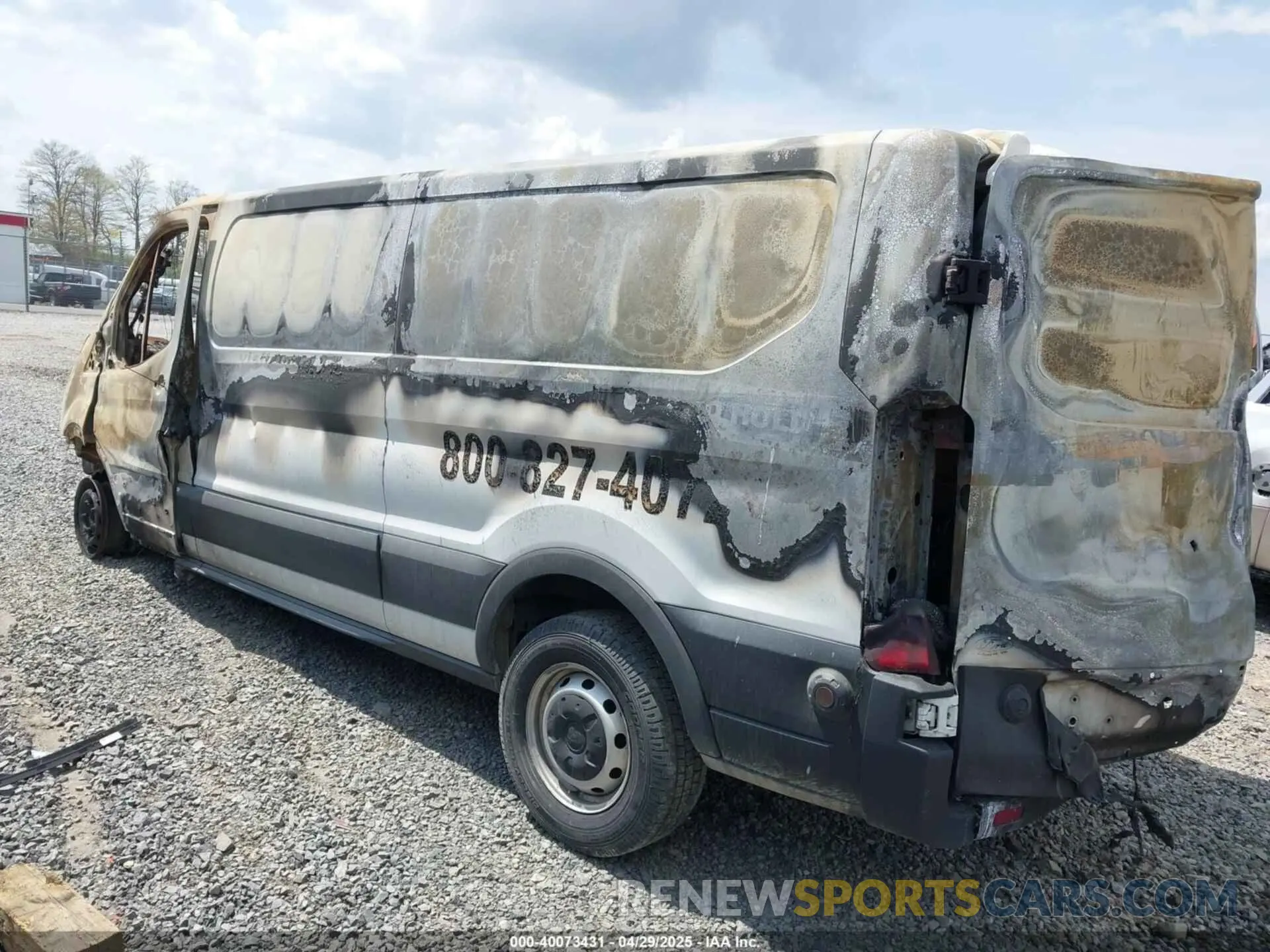 3 Photograph of a damaged car 1FTYE1Y83LKB51864 FORD TRANSIT-150 2020