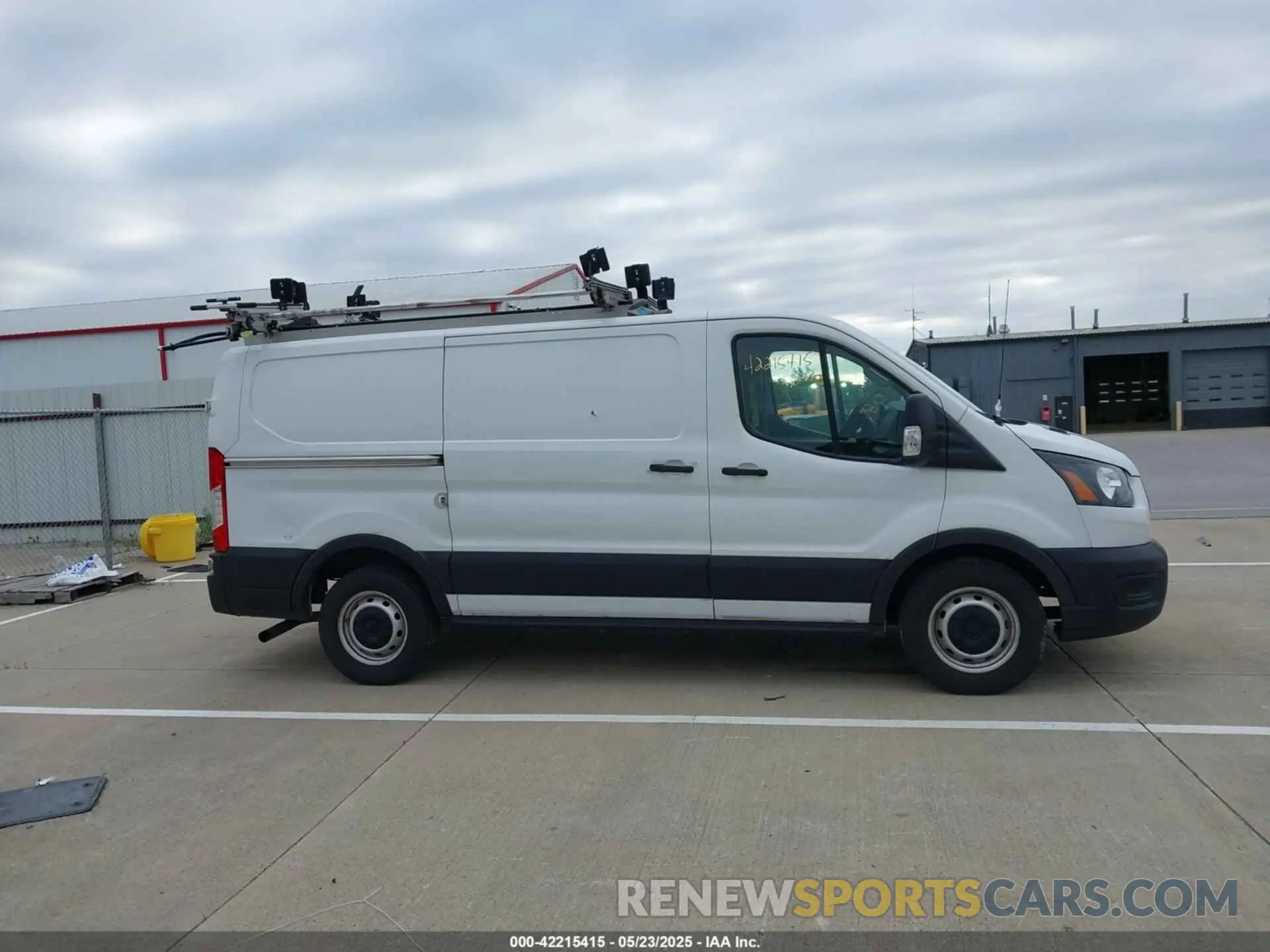 13 Photograph of a damaged car 1FTYE1Y85LKA25294 FORD TRANSIT-150 2020