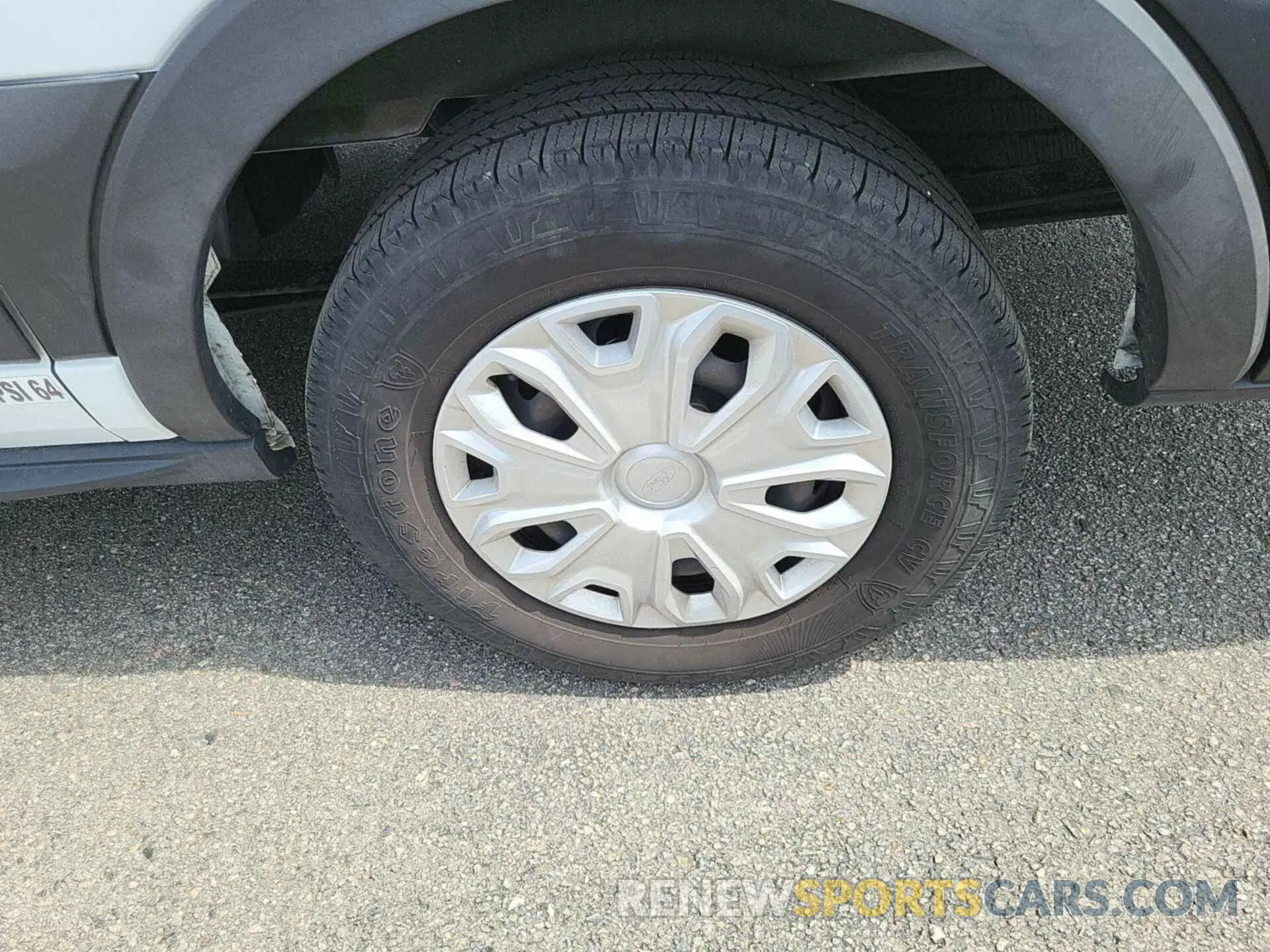 18 Photograph of a damaged car 1FTYE1Y88LKB50368 FORD TRANSIT-150 2020