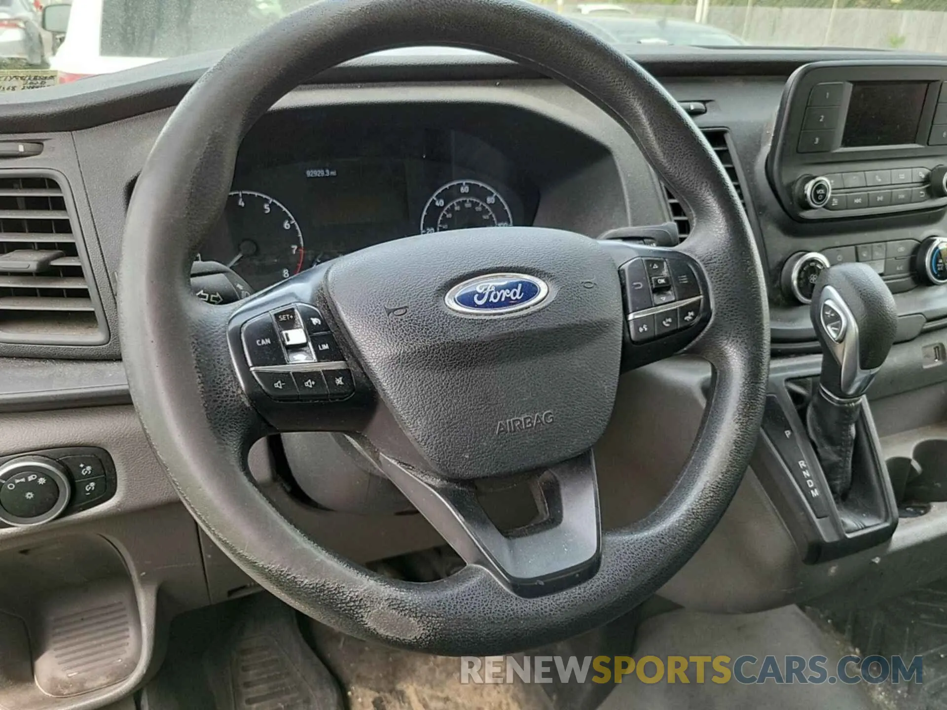 6 Photograph of a damaged car 1FTYE1Y88LKB50368 FORD TRANSIT-150 2020