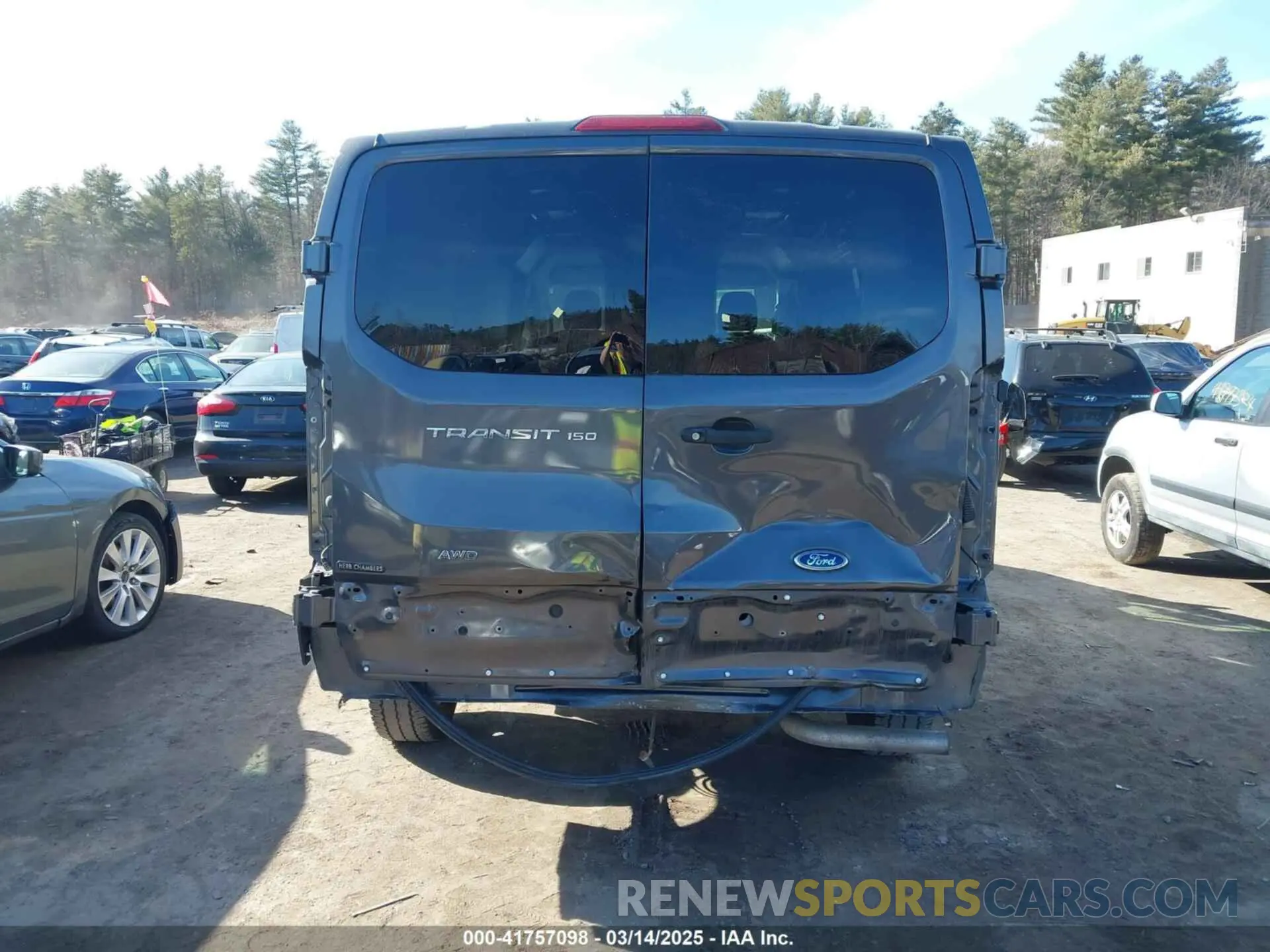17 Photograph of a damaged car 1FTYE2Y89LKA70454 FORD TRANSIT-150 2020