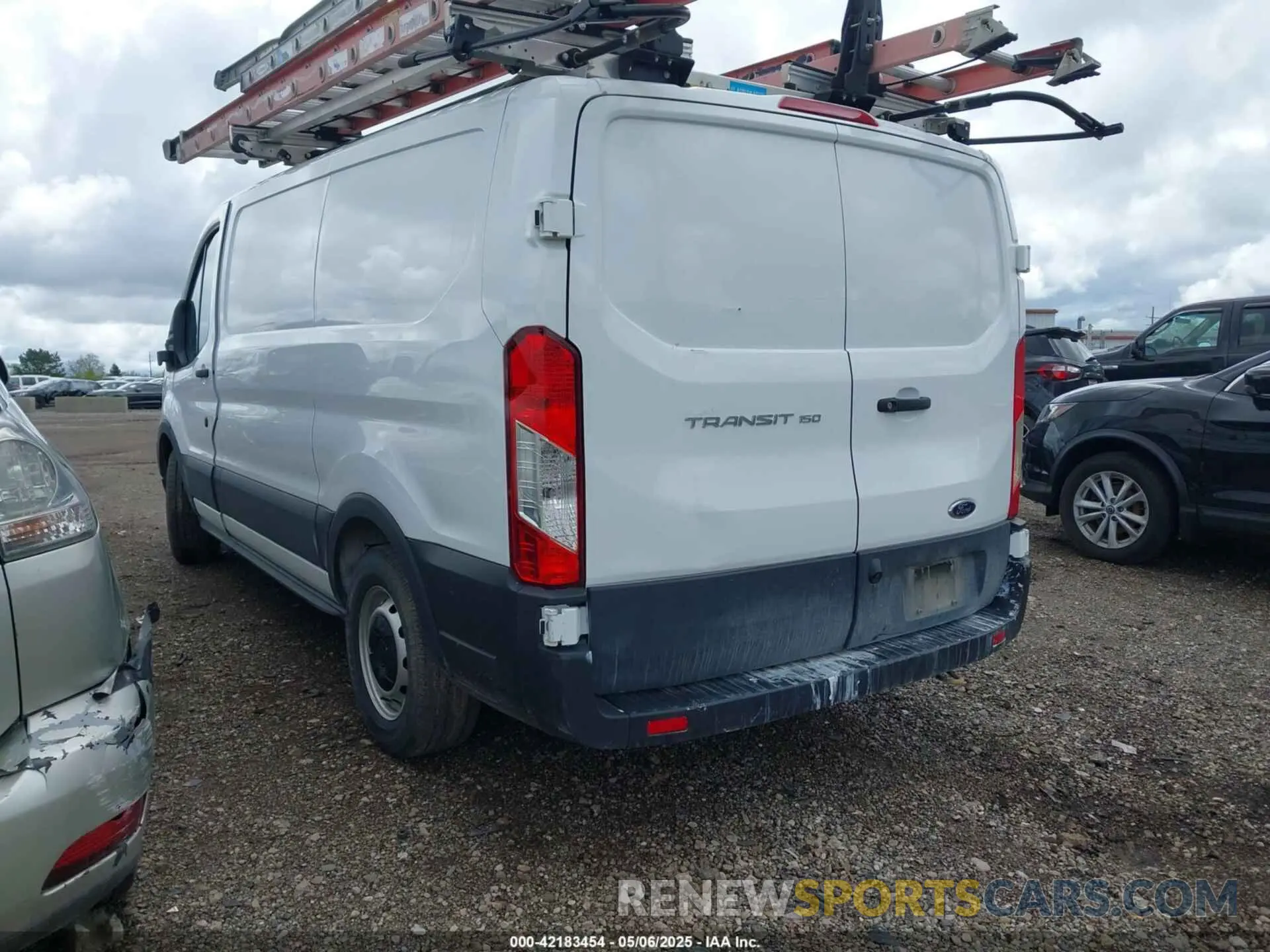 3 Photograph of a damaged car 1FTYE1Y86MKA71783 FORD TRANSIT-150 2021