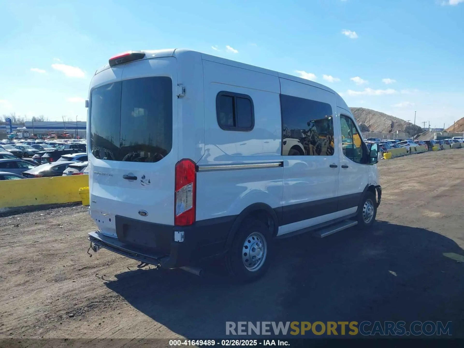 4 Фотография поврежденного автомобиля 1FTYE2C84PKB90935 FORD TRANSIT-150 2023