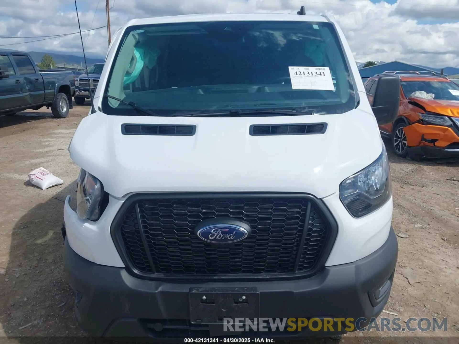 12 Photograph of a damaged car 1FTYE1Y84RKA02808 FORD TRANSIT-150 2024