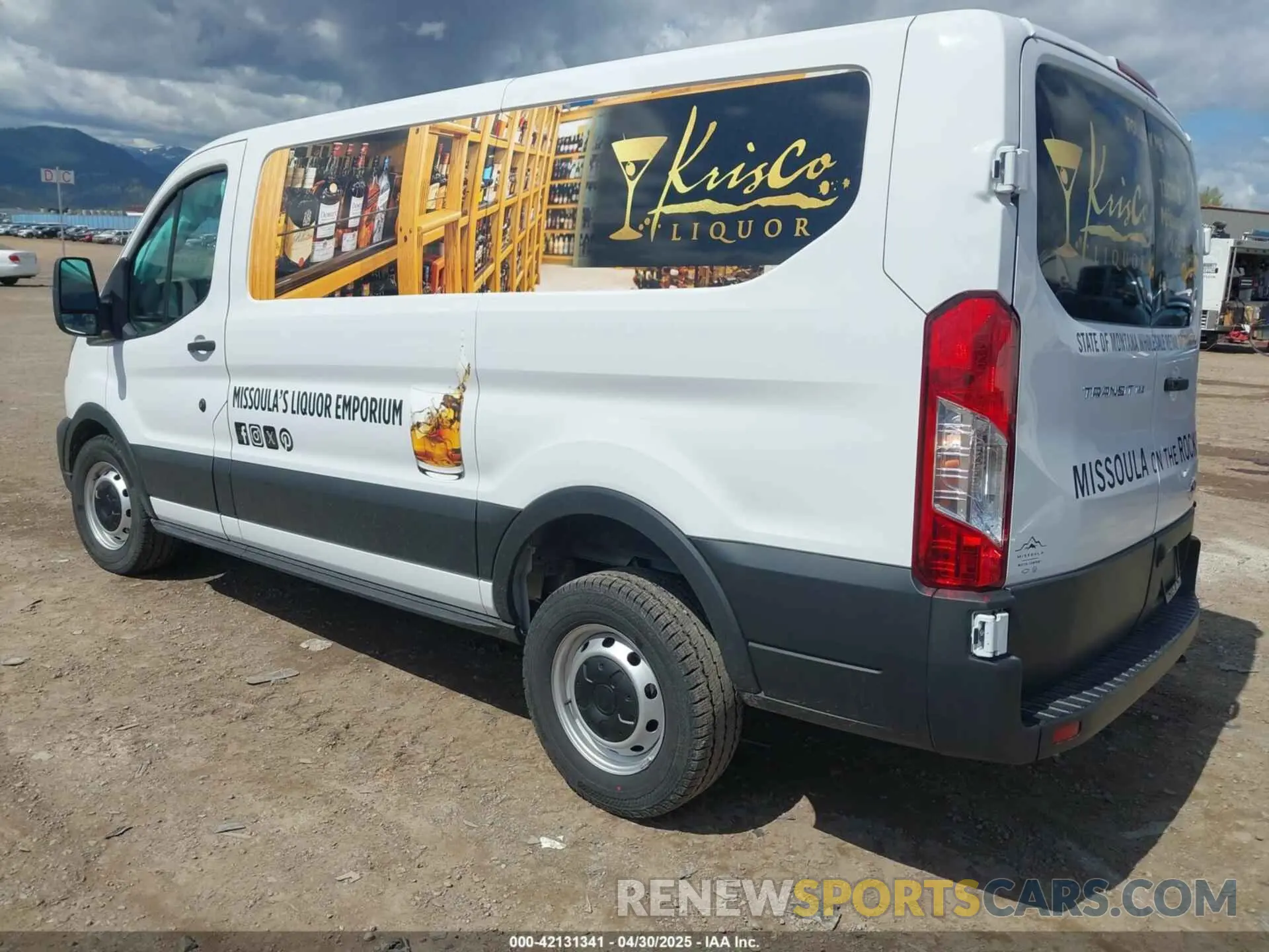 3 Photograph of a damaged car 1FTYE1Y84RKA02808 FORD TRANSIT-150 2024