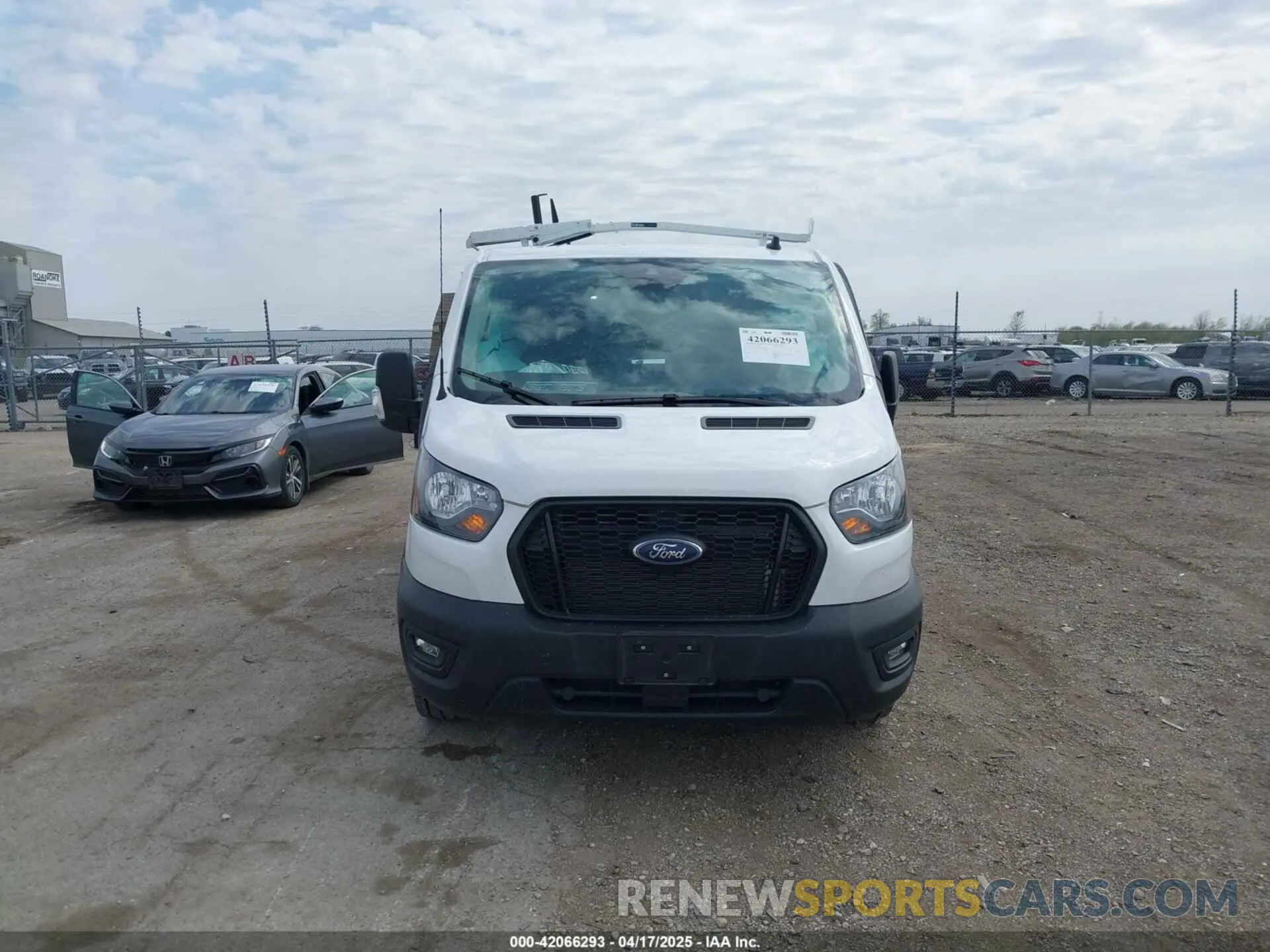 12 Фотография поврежденного автомобиля 1FTYE2Y82RKA51267 FORD TRANSIT-150 2024