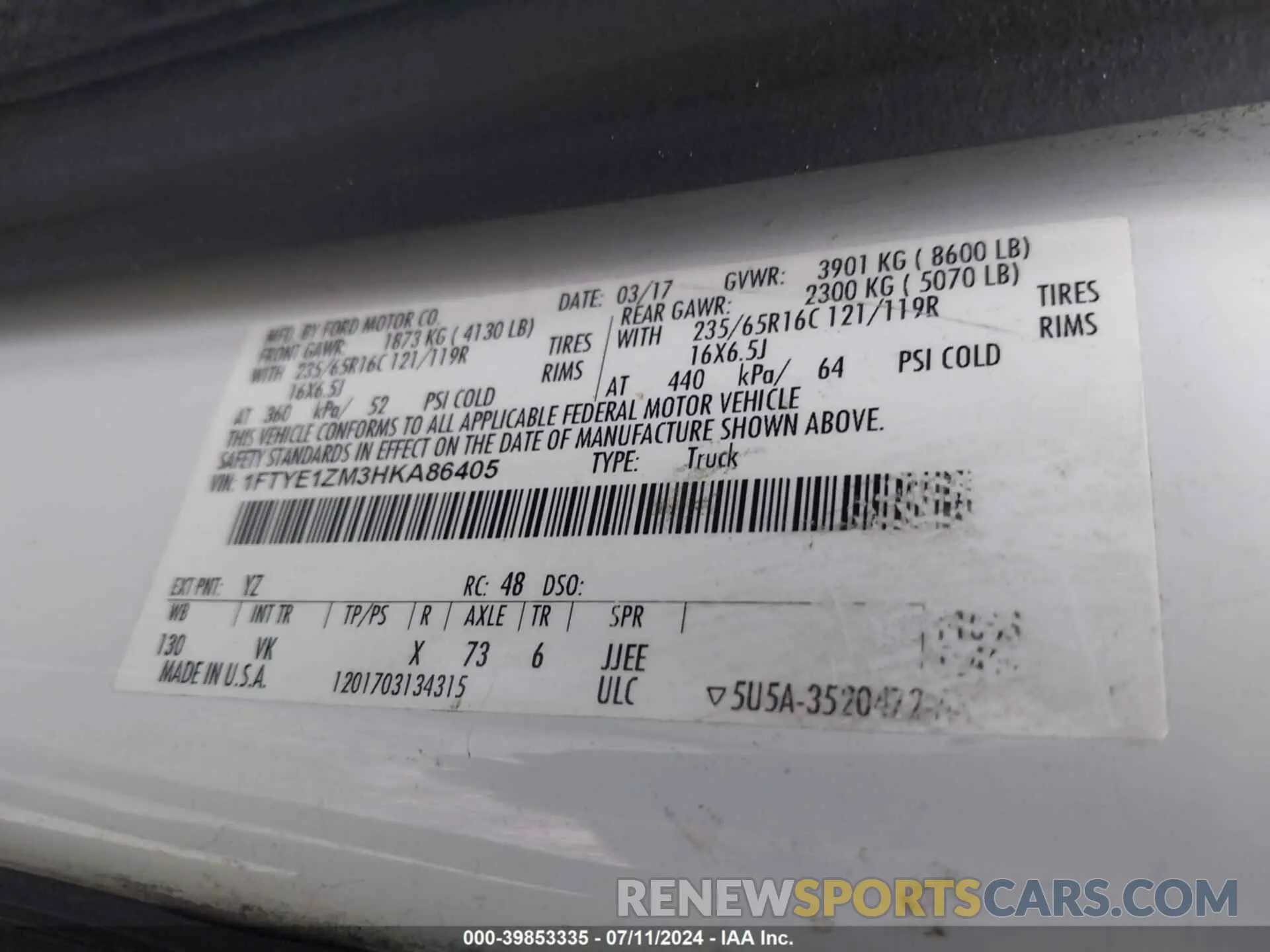 9 Photograph of a damaged car 1FTYE1ZM3HKA86405 FORD TRANSIT 2017