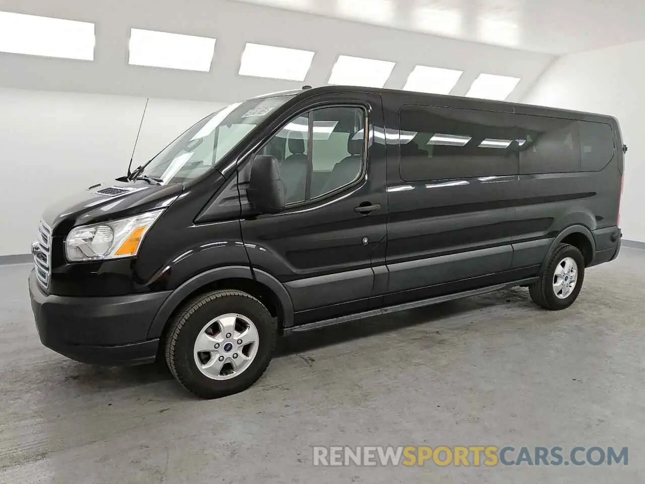 1 Фотография поврежденного автомобиля 1FBZX2YG1KKA76533 FORD TRANSIT 2019