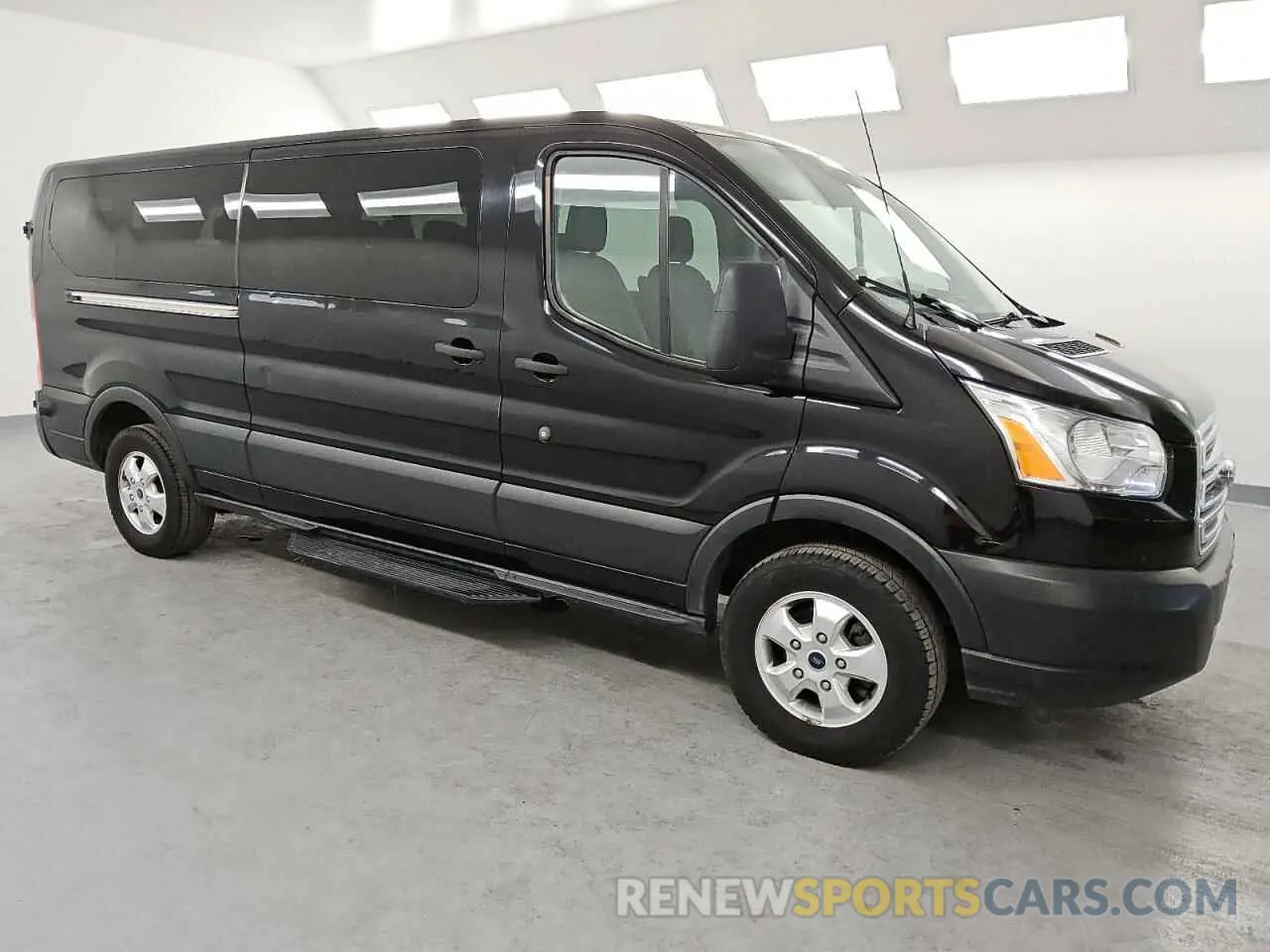 4 Фотография поврежденного автомобиля 1FBZX2YG1KKA76533 FORD TRANSIT 2019