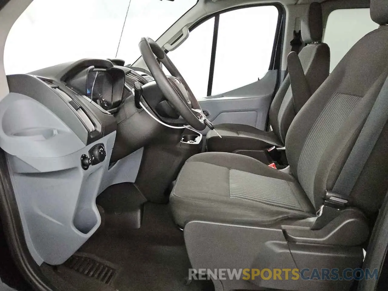 7 Фотография поврежденного автомобиля 1FBZX2YG1KKA76533 FORD TRANSIT 2019