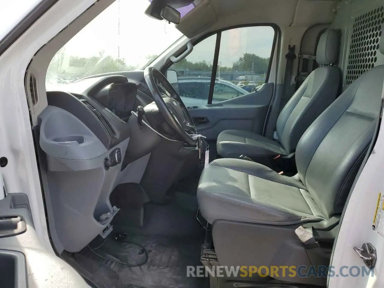 7 Фотография поврежденного автомобиля 1FBZX2YG1KKB55622 FORD TRANSIT 2019