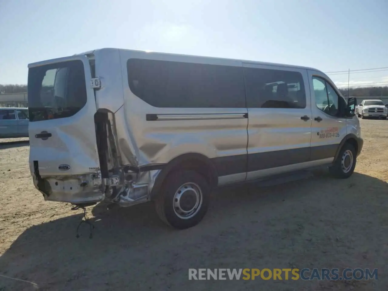 3 Photograph of a damaged car 1FBZX2YM5KKA70790 FORD TRANSIT 2019