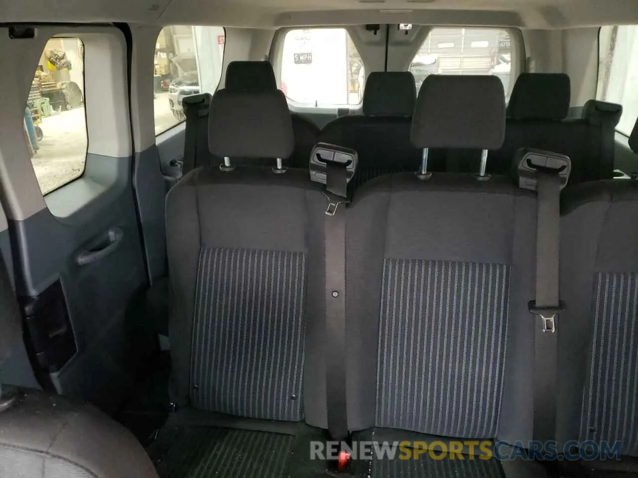 10 Photograph of a damaged car 1FMZK1ZMXKKB28505 FORD TRANSIT 2019
