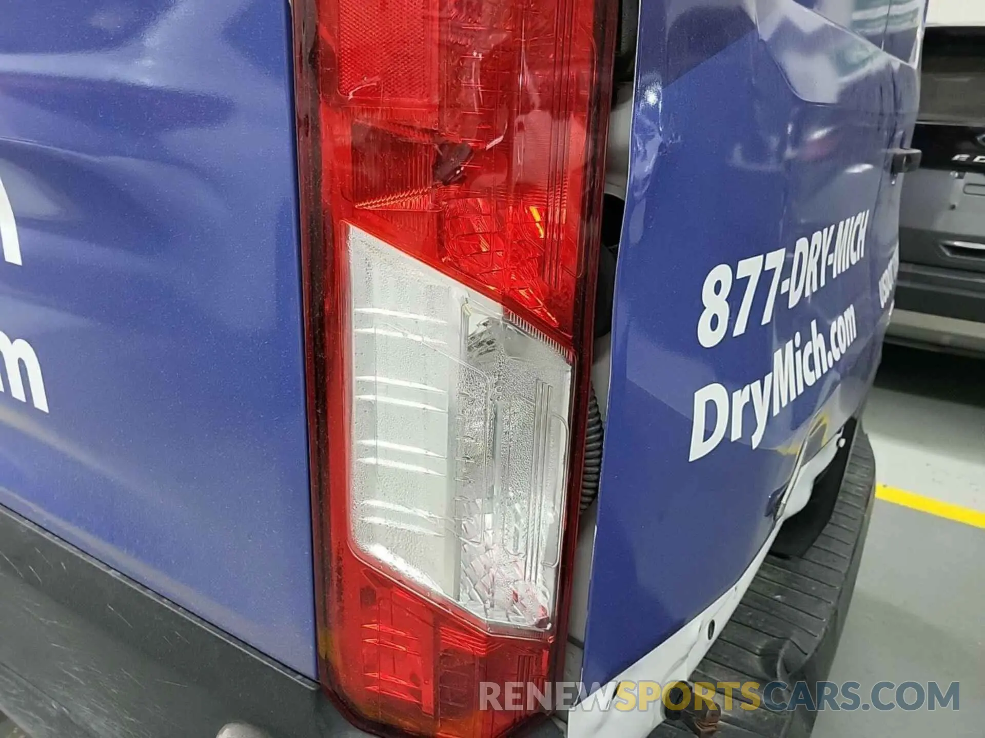 11 Photograph of a damaged car 1FTBF4XV4KKB04661 FORD TRANSIT 2019