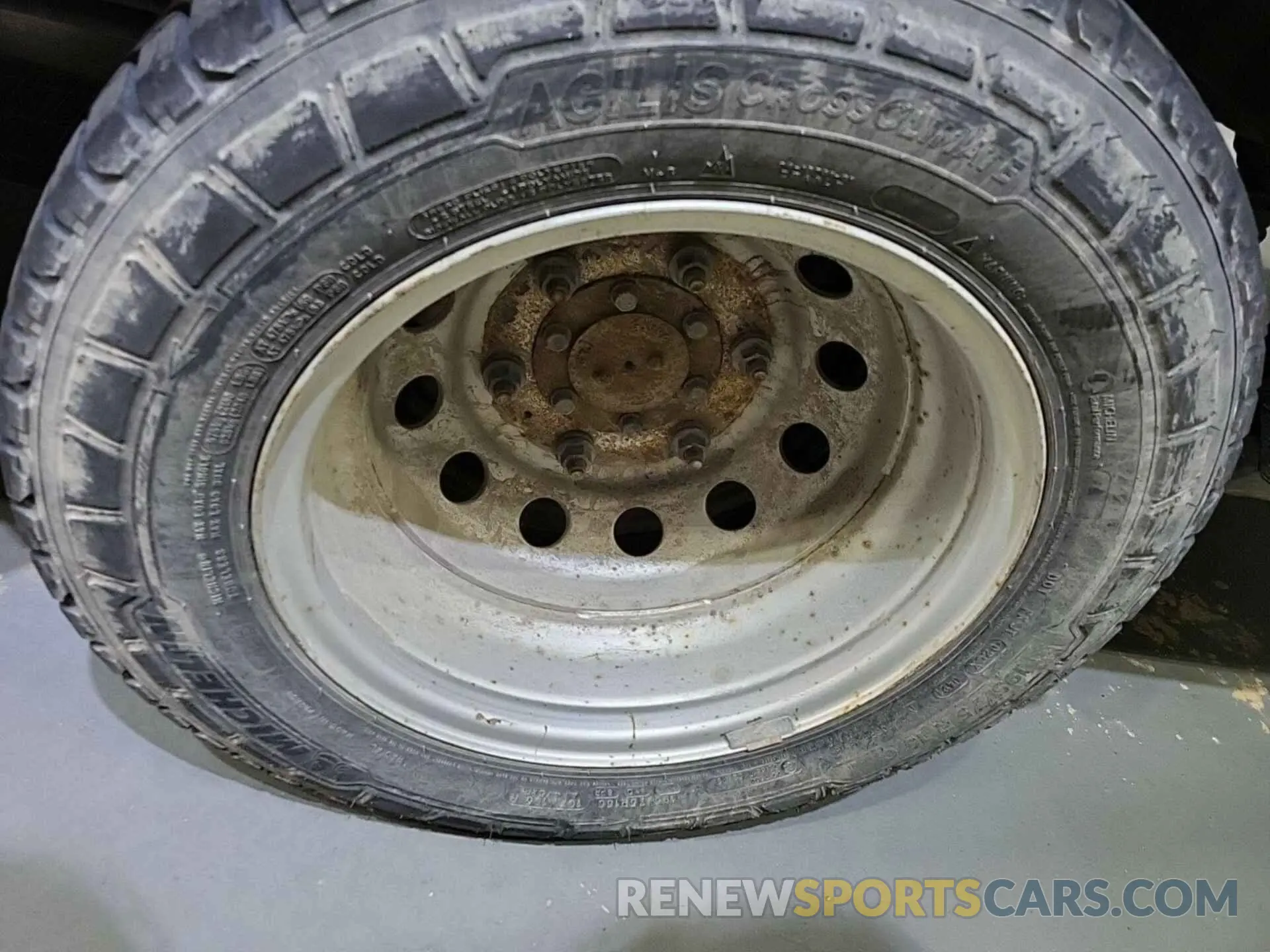 21 Photograph of a damaged car 1FTBF4XV4KKB04661 FORD TRANSIT 2019