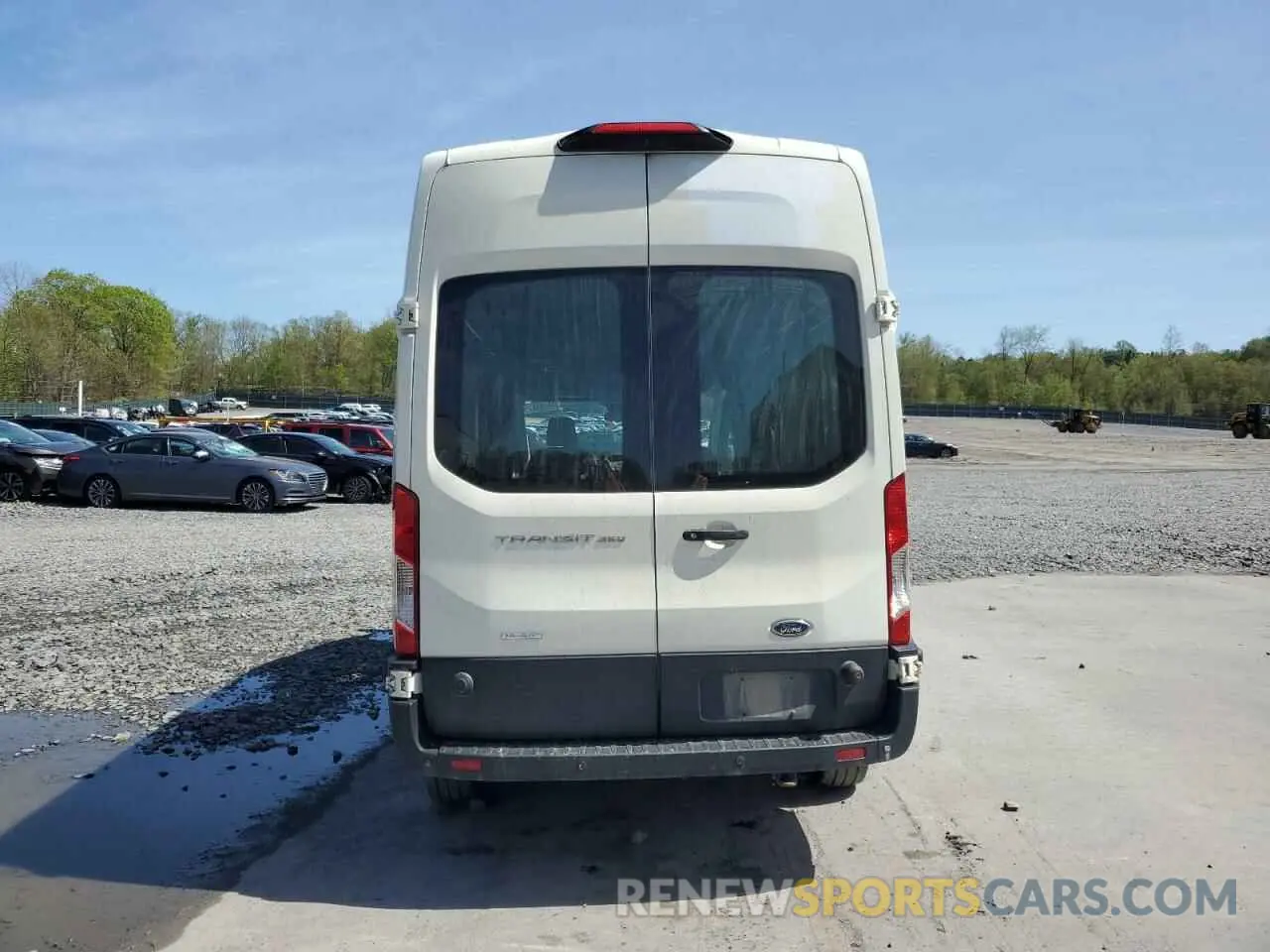 6 Photograph of a damaged car 1FTBW2XG5KKB23337 FORD TRANSIT 2019