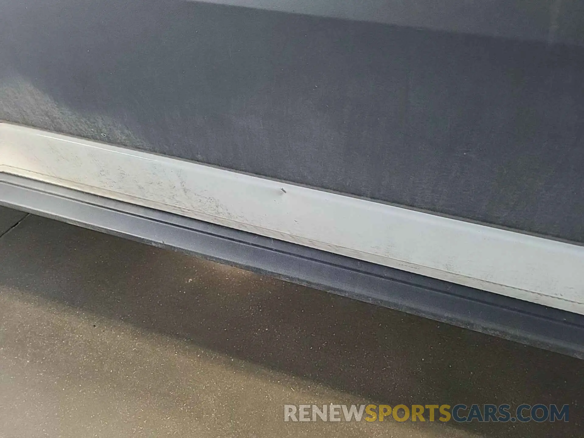 9 Photograph of a damaged car 1FTBW3UM8KKA82783 FORD TRANSIT 2019