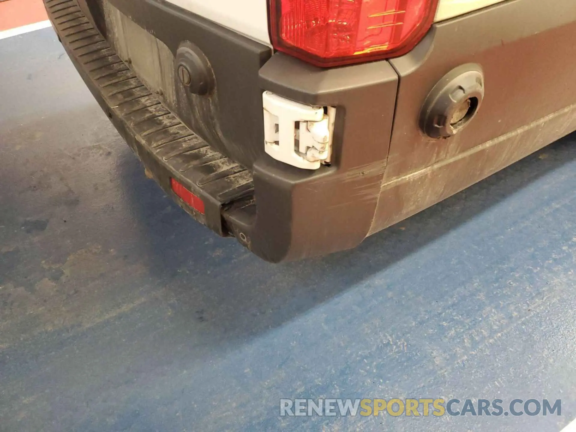29 Photograph of a damaged car 1FTBW3XG4KKA67980 FORD TRANSIT 2019
