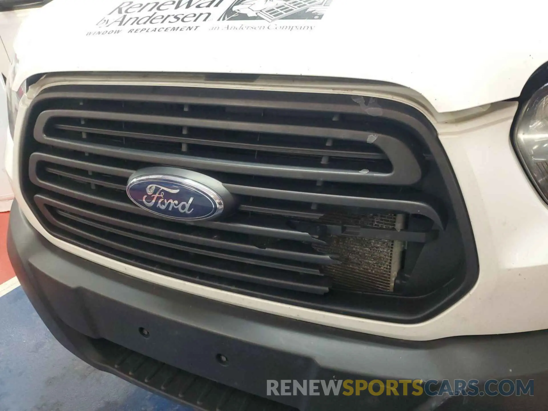 8 Photograph of a damaged car 1FTBW3XG4KKA67980 FORD TRANSIT 2019