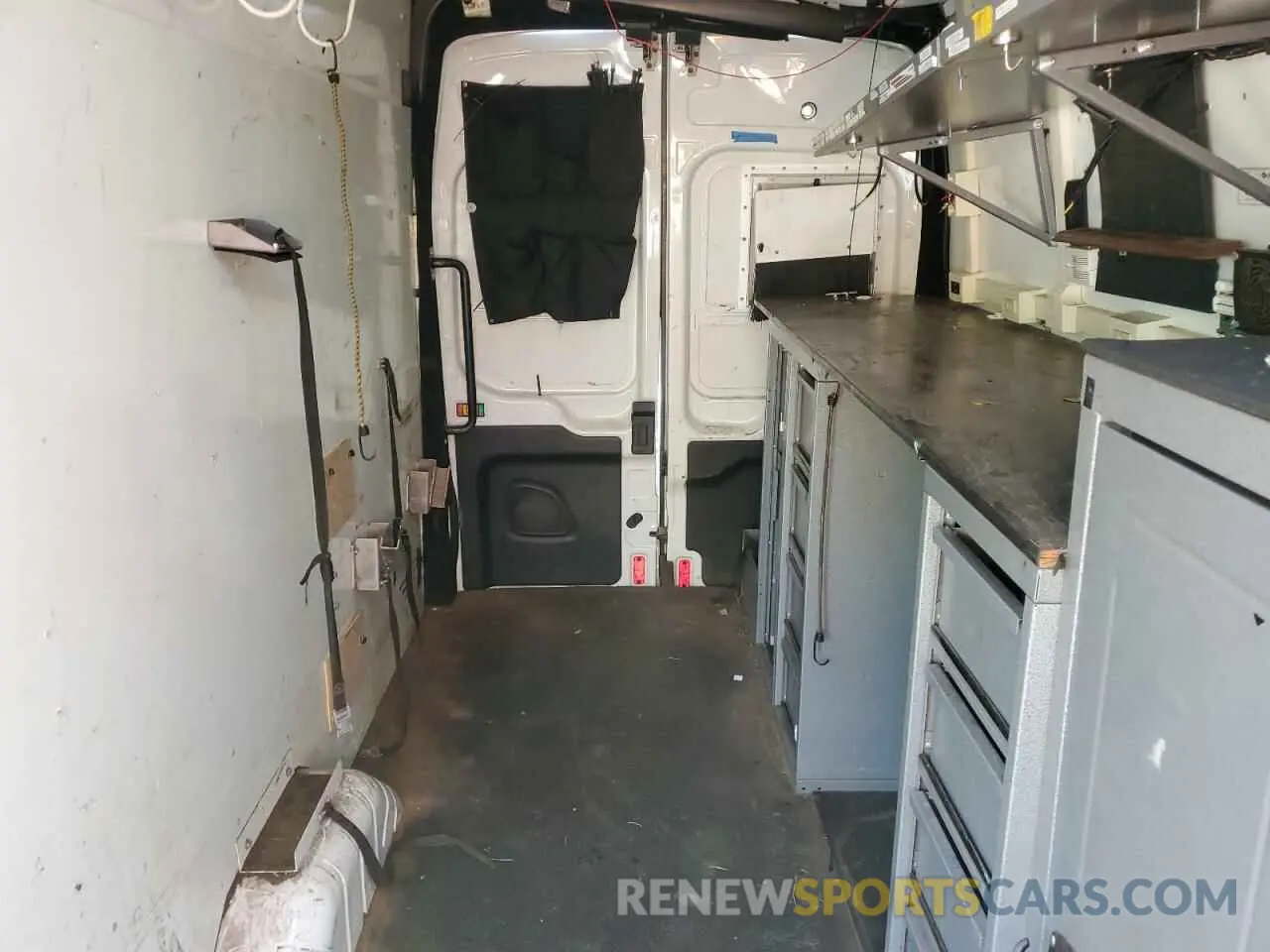 10 Фотография поврежденного автомобиля 1FTBW3XM7KKA95410 FORD TRANSIT 2019