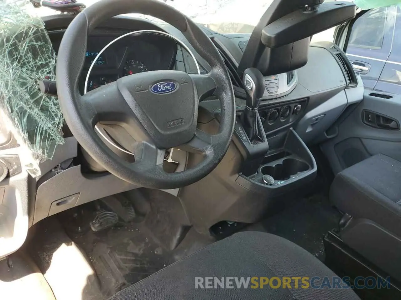 8 Фотография поврежденного автомобиля 1FTBW3XM7KKA95410 FORD TRANSIT 2019