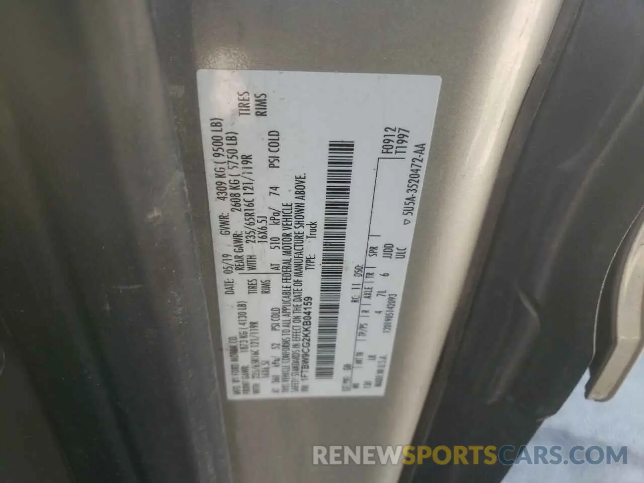 13 Photograph of a damaged car 1FTBW9CG2KKB04159 FORD TRANSIT 2019
