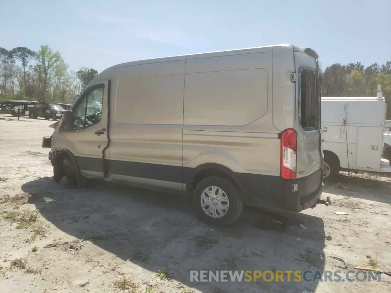 2 Photograph of a damaged car 1FTBW9CG2KKB04159 FORD TRANSIT 2019