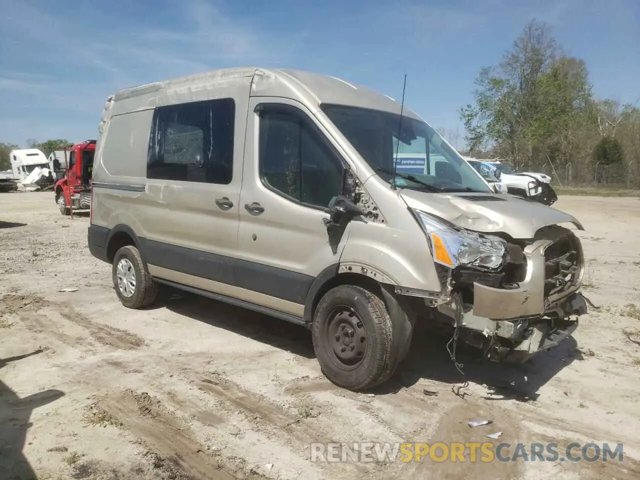 4 Photograph of a damaged car 1FTBW9CG2KKB04159 FORD TRANSIT 2019