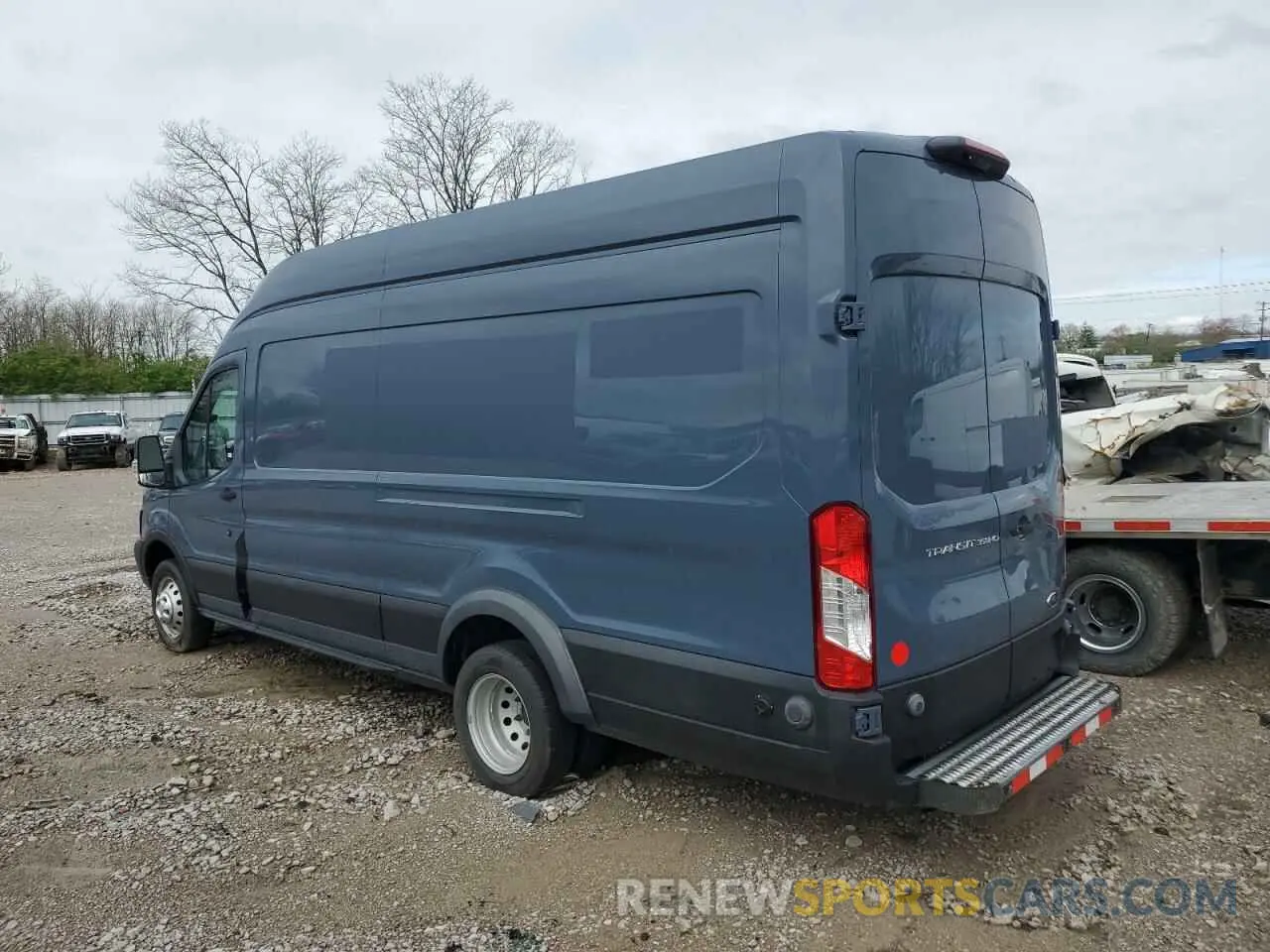 3 Photograph of a damaged car 1FTRS4XM8KKB08732 FORD TRANSIT 2019