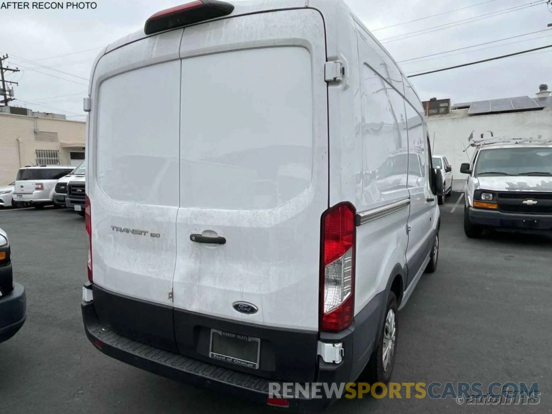 1 Photograph of a damaged car 1FTYE1CM3KKA59656 FORD TRANSIT 2019