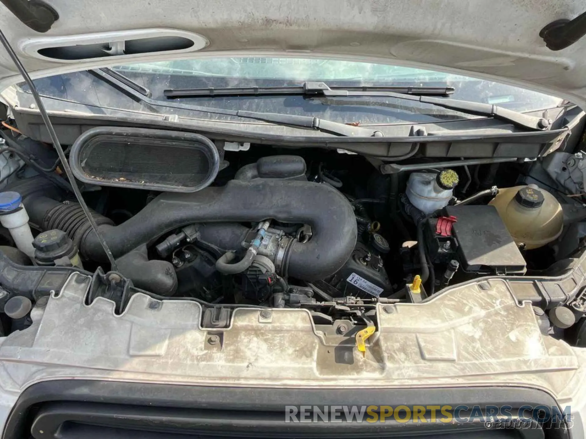 8 Photograph of a damaged car 1FTYE1CM3KKA59656 FORD TRANSIT 2019
