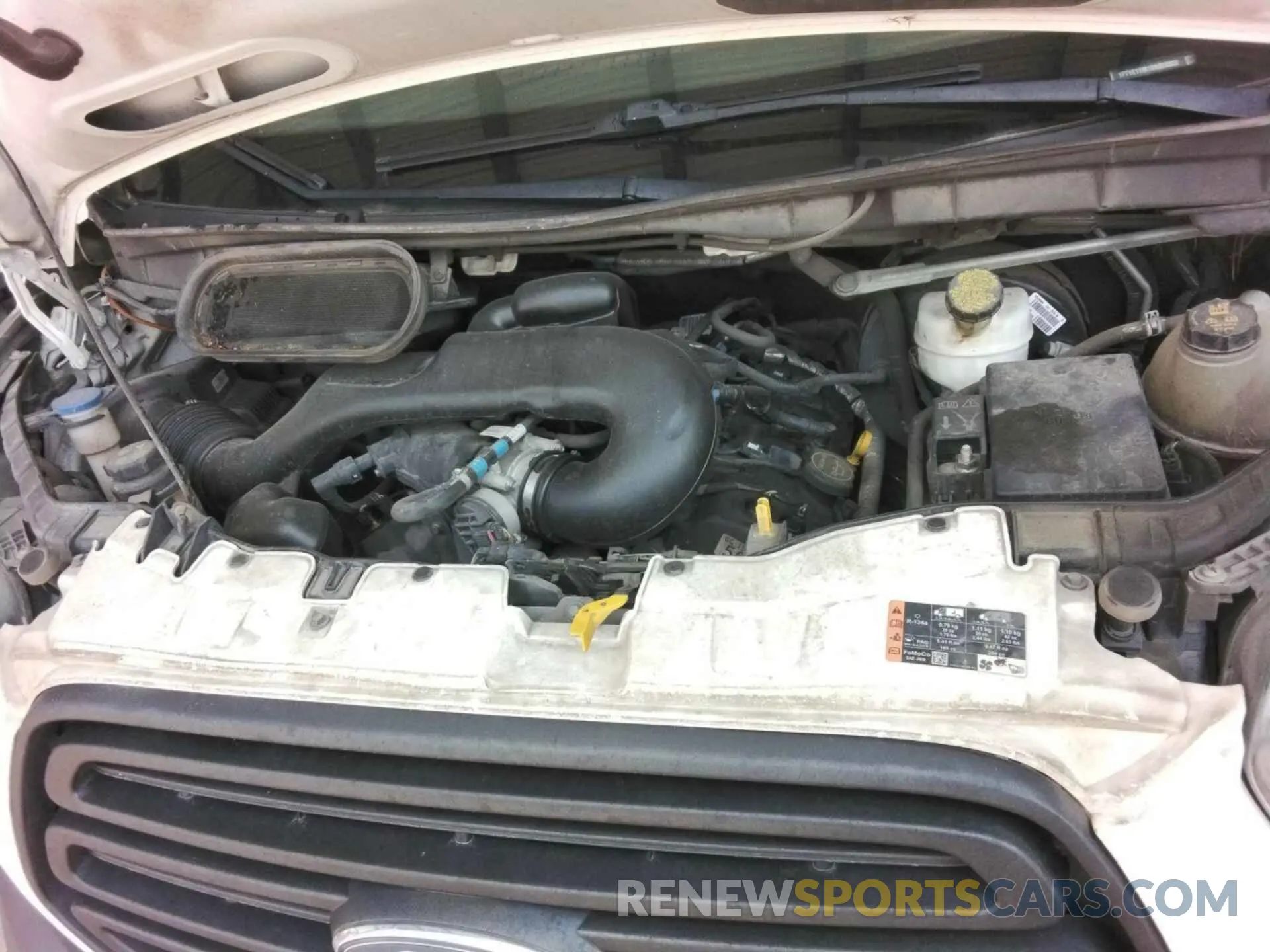 19 Photograph of a damaged car 1FTYE1YM1KKB28322 FORD TRANSIT 2019
