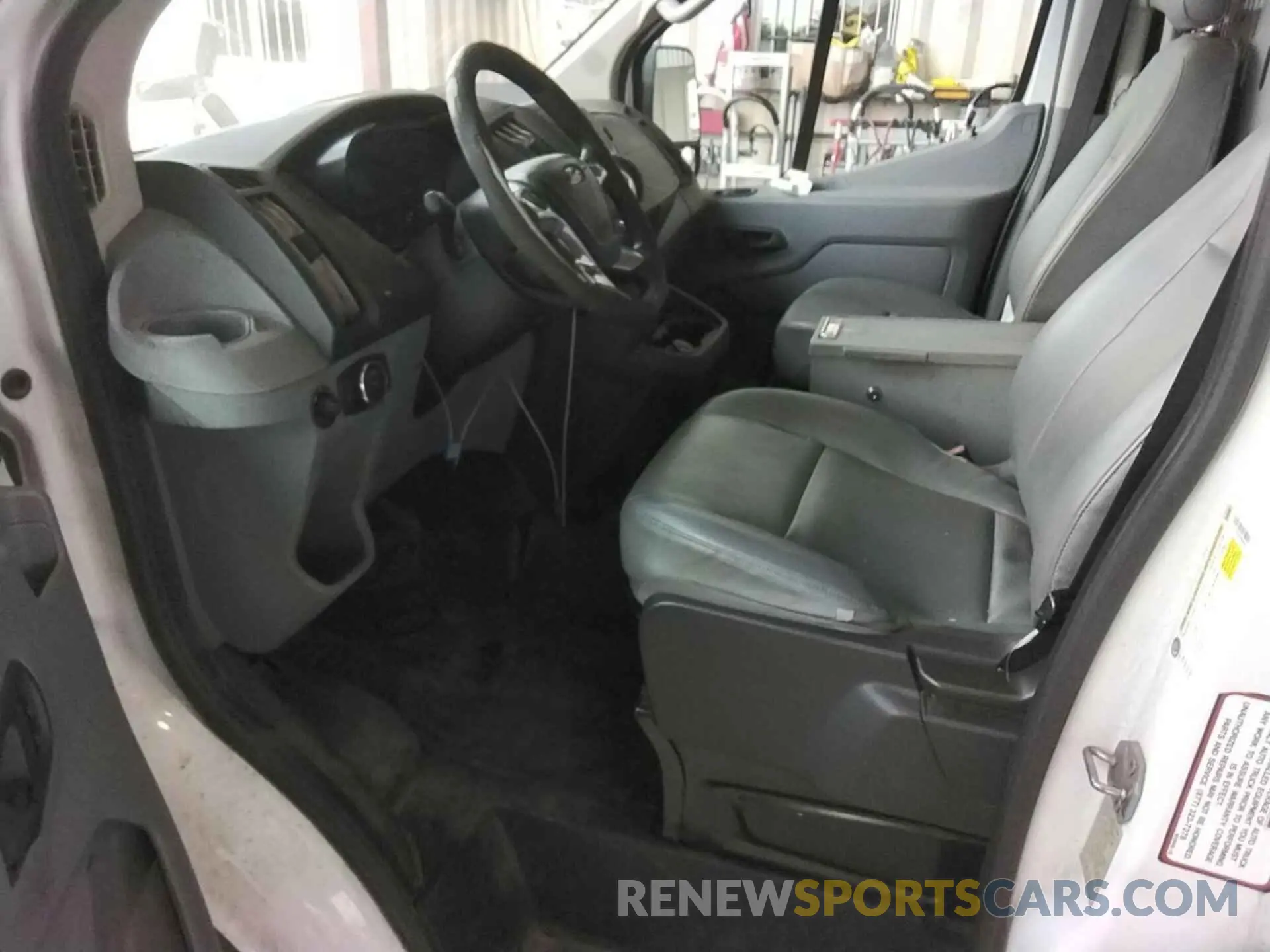 20 Photograph of a damaged car 1FTYE1YM1KKB28322 FORD TRANSIT 2019
