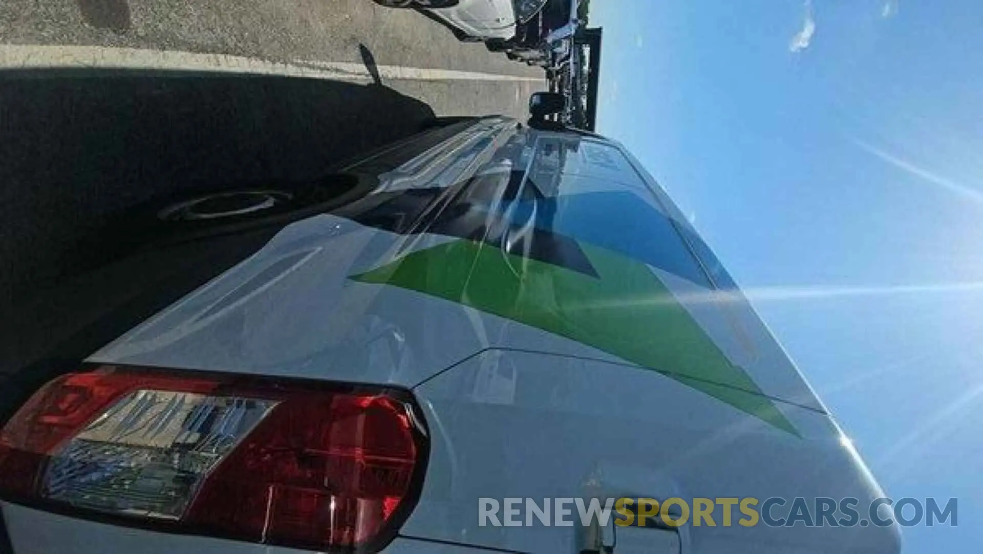 1 Photograph of a damaged car 1FTYE1YM2KKB31911 FORD TRANSIT 2019