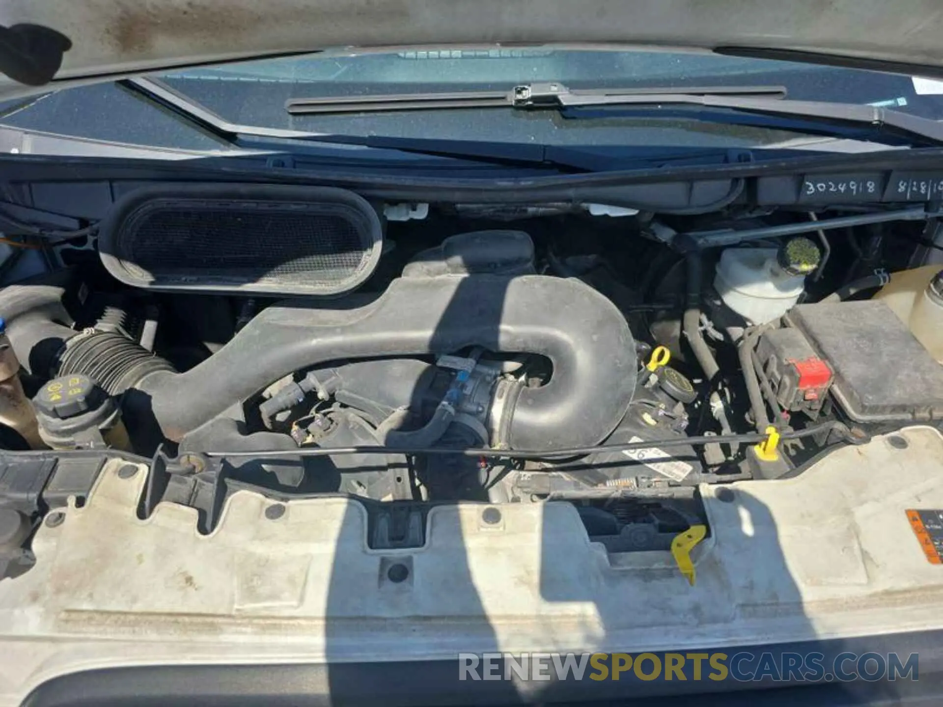 5 Photograph of a damaged car 1FTYE1YM2KKB31911 FORD TRANSIT 2019