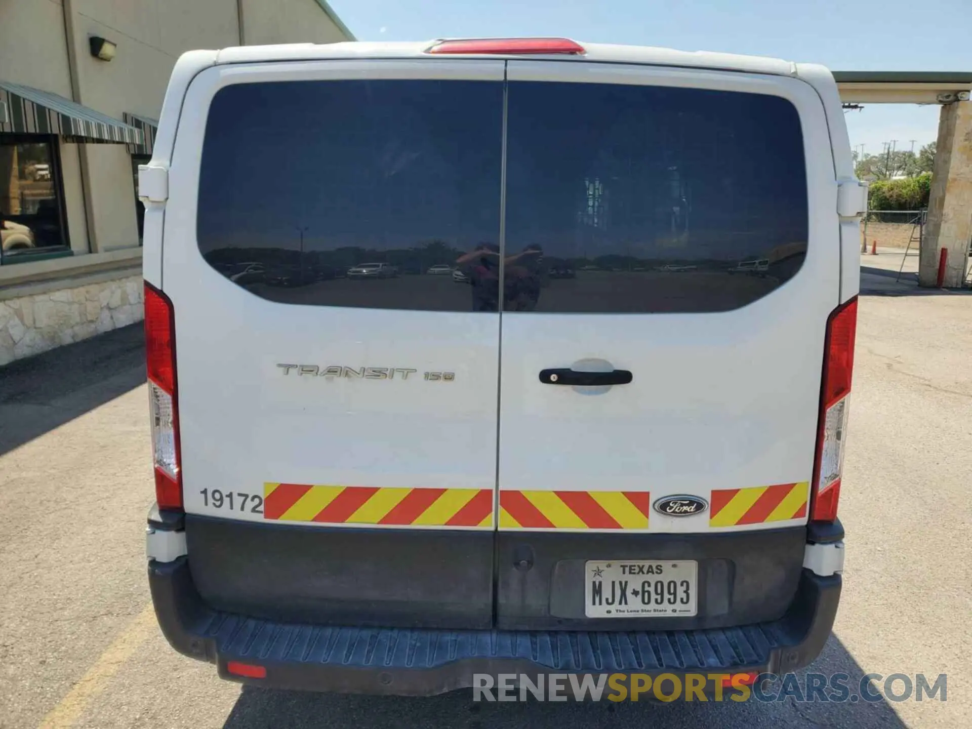 21 Фотография поврежденного автомобиля 1FTYE1YM4KKB31957 FORD TRANSIT 2019