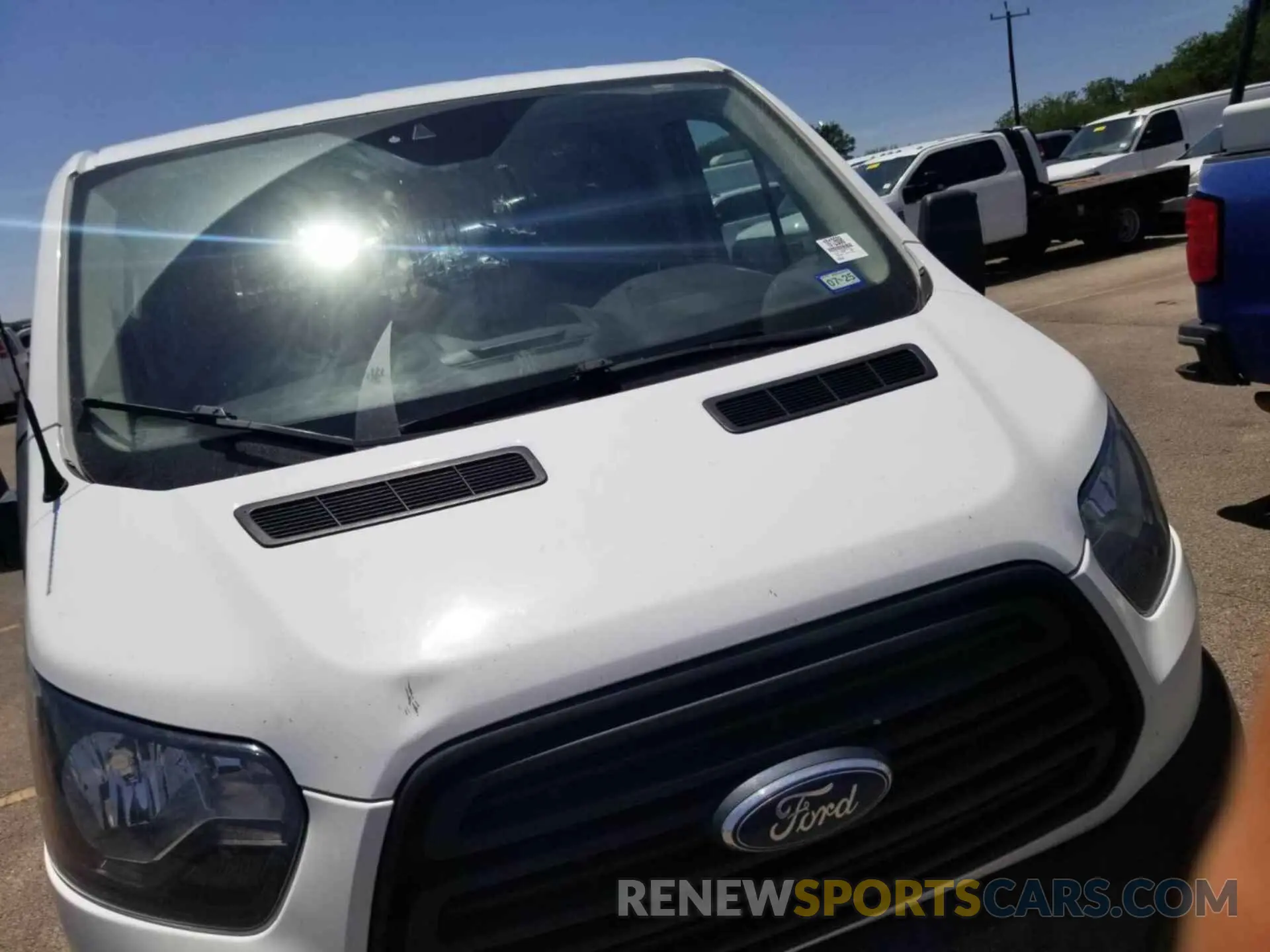 25 Фотография поврежденного автомобиля 1FTYE1YM4KKB31957 FORD TRANSIT 2019