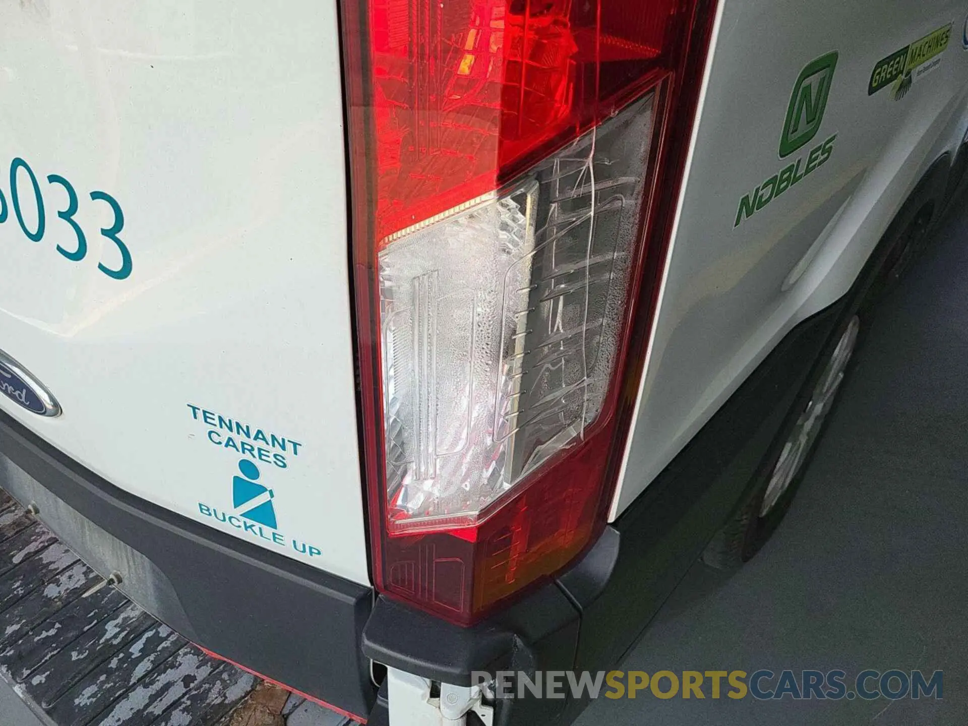 13 Photograph of a damaged car 1FTYE1YM6KKA40835 FORD TRANSIT 2019