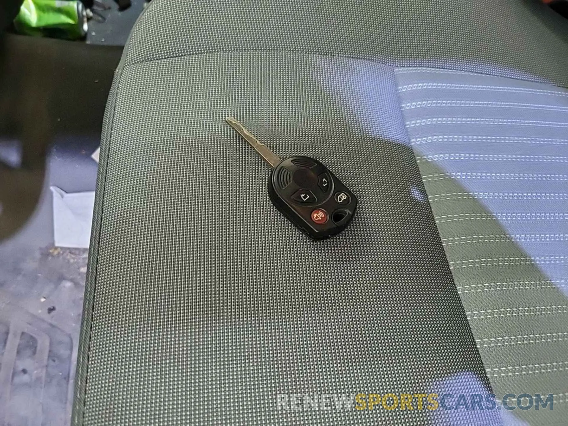 15 Photograph of a damaged car 1FTYE1YM6KKA40835 FORD TRANSIT 2019