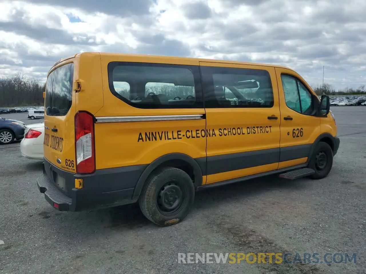3 Photograph of a damaged car 1FTYE1YM7KKB39390 FORD TRANSIT 2019