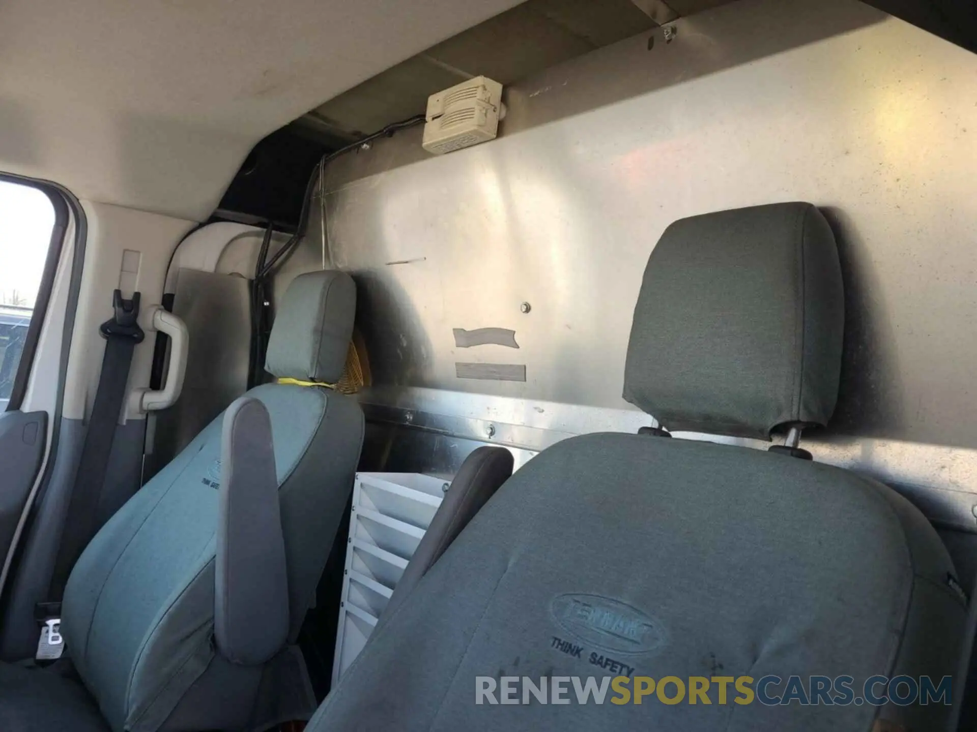 12 Photograph of a damaged car 1FTYE1YM9KKA80360 FORD TRANSIT 2019