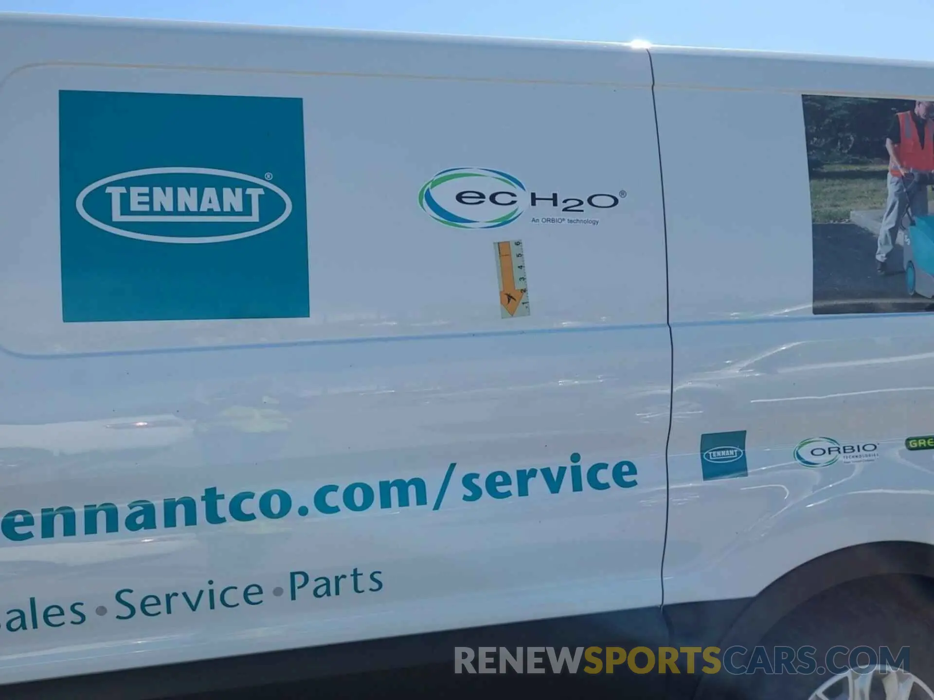 14 Photograph of a damaged car 1FTYE1YM9KKA80360 FORD TRANSIT 2019