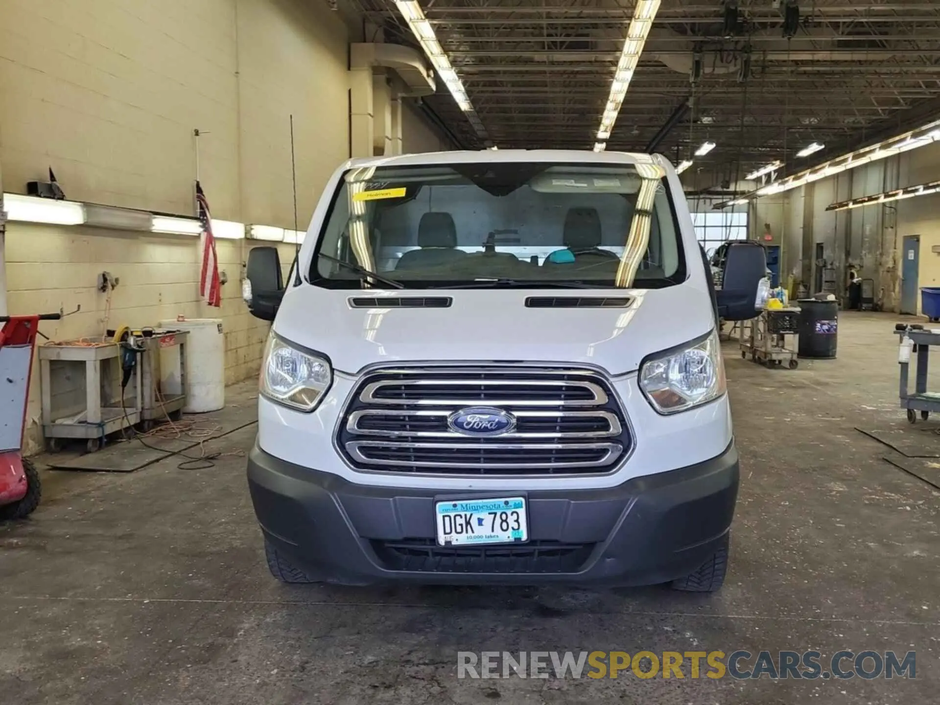 23 Photograph of a damaged car 1FTYE1YM9KKA80360 FORD TRANSIT 2019