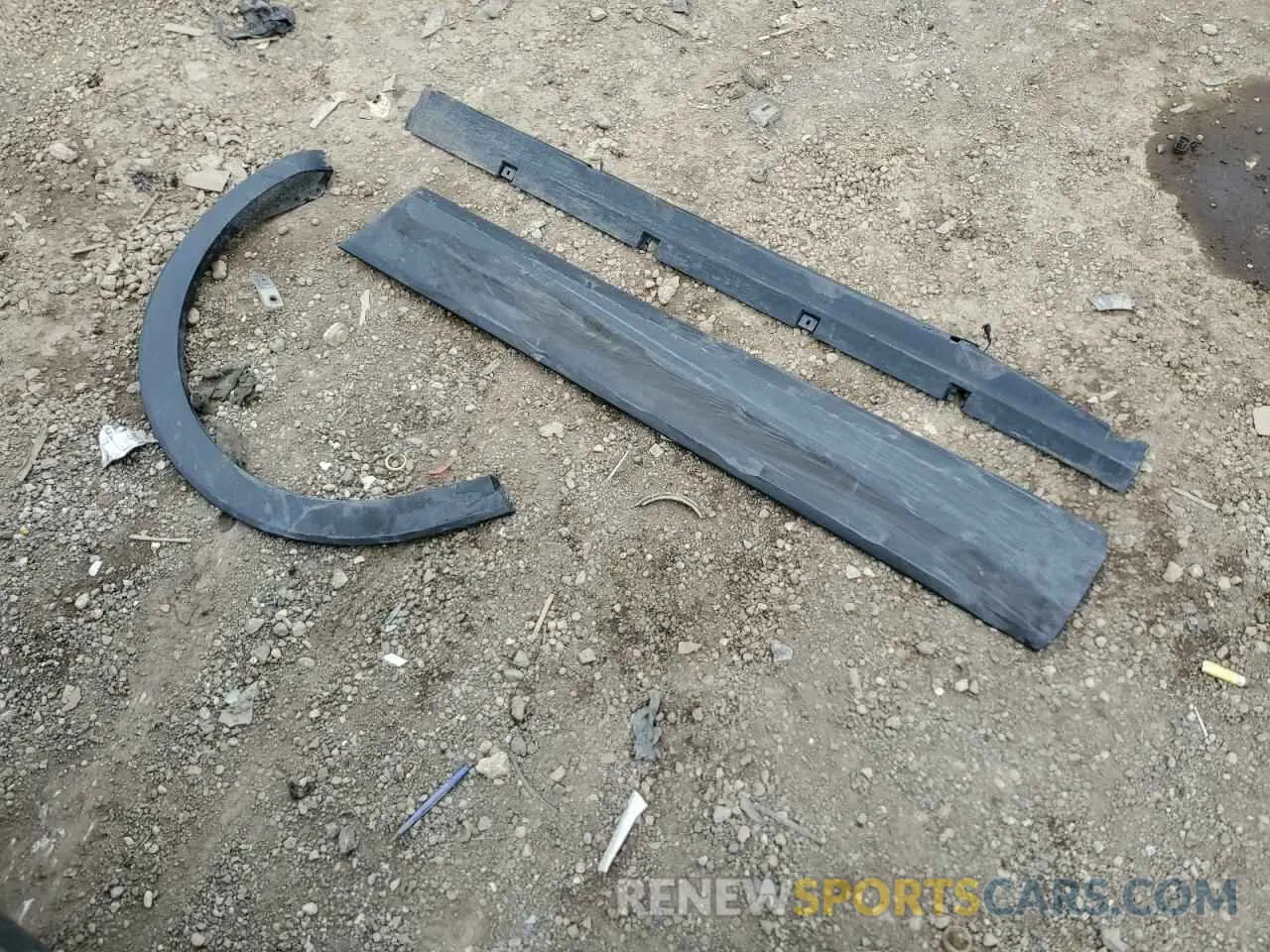 13 Photograph of a damaged car 1FTYE1ZM6KKB37919 FORD TRANSIT 2019