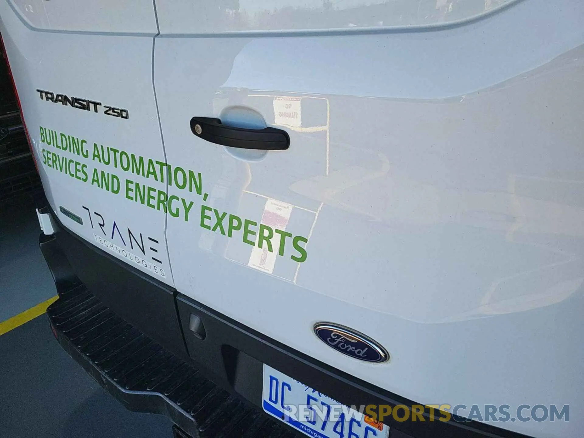 5 Фотография поврежденного автомобиля 1FTYR1YG0KKA38061 FORD TRANSIT 2019