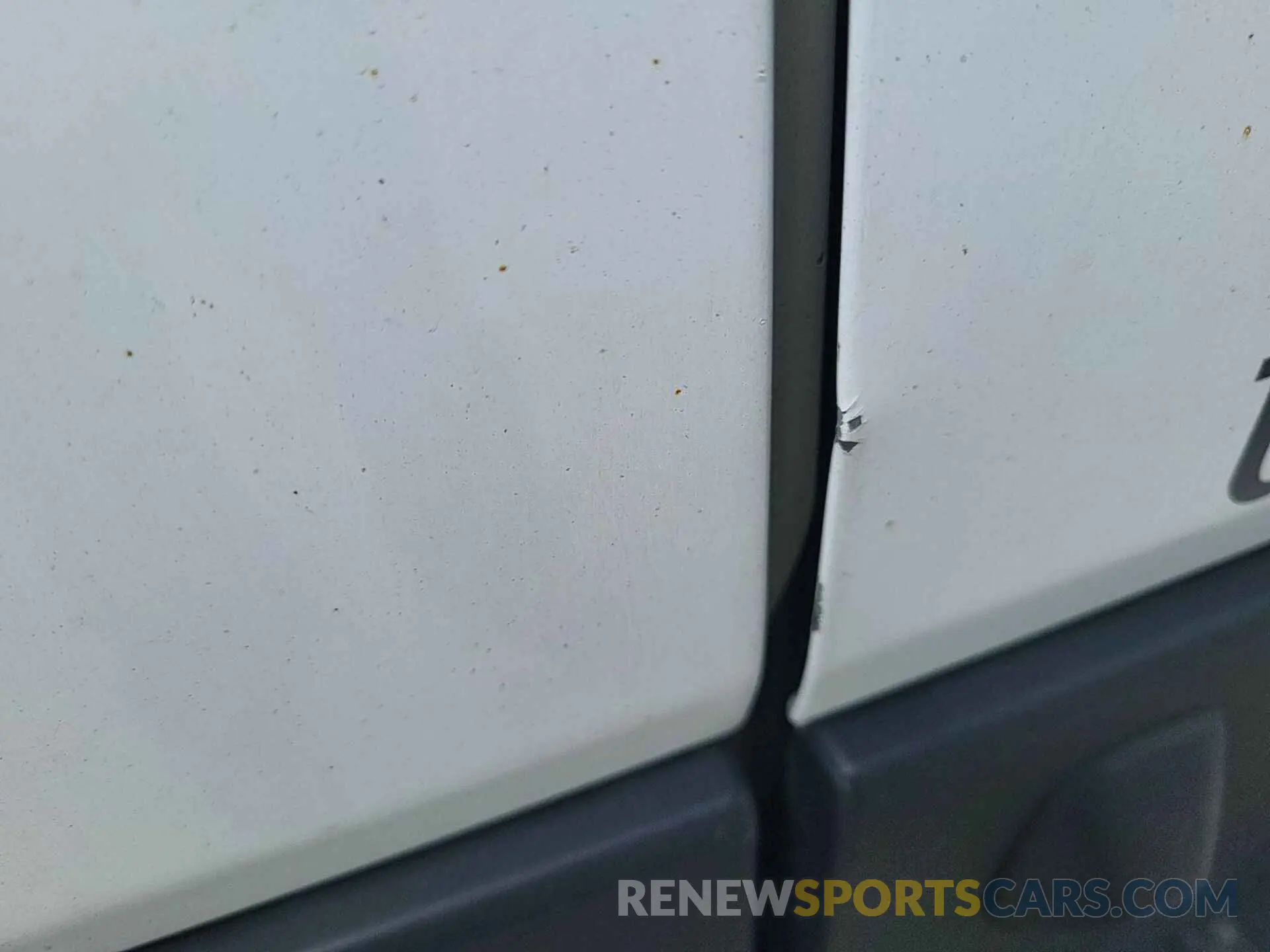 1 Photograph of a damaged car 1FTYR1YG0KKB40170 FORD TRANSIT 2019