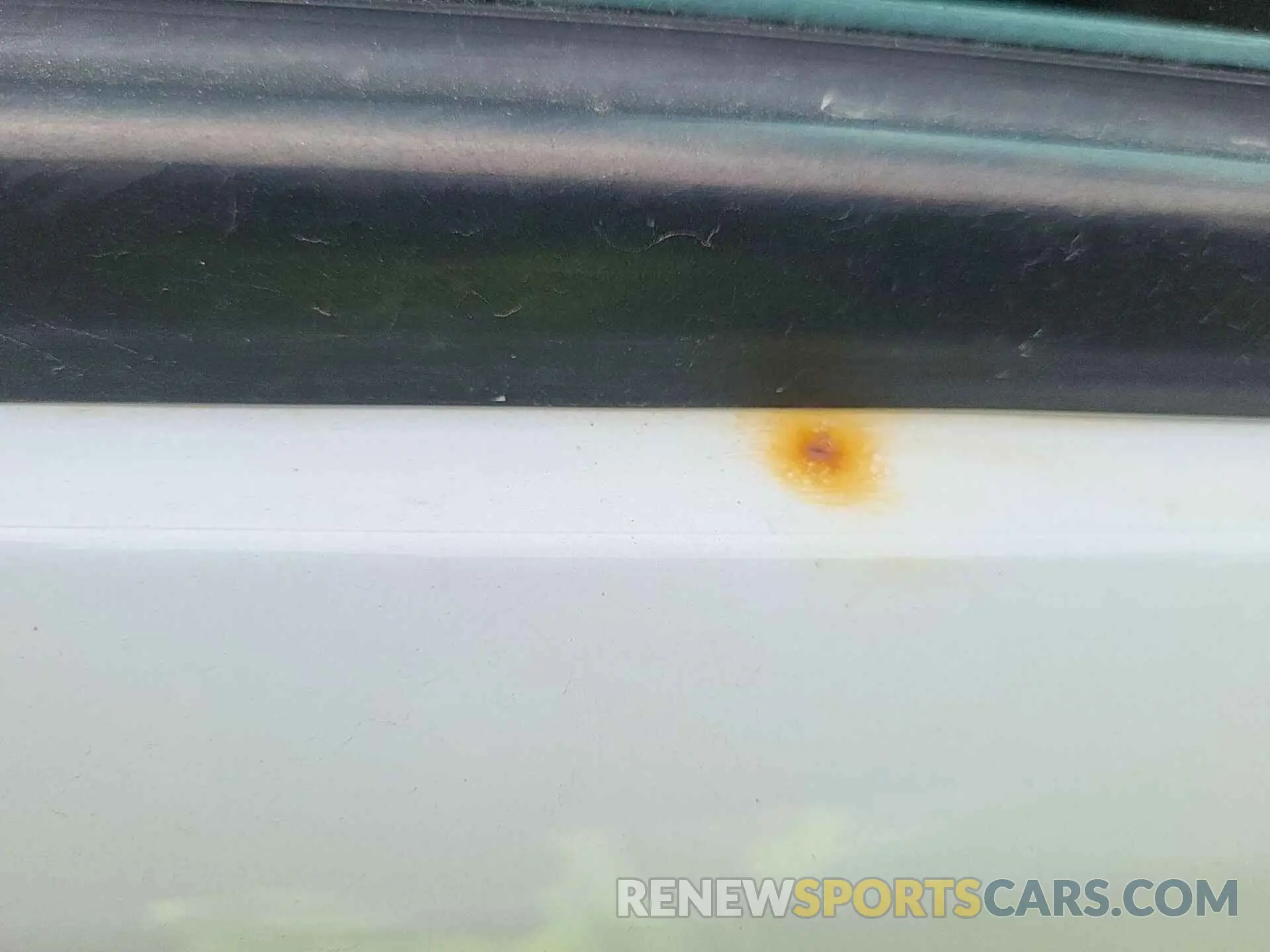 8 Photograph of a damaged car 1FTYR1YG0KKB40170 FORD TRANSIT 2019