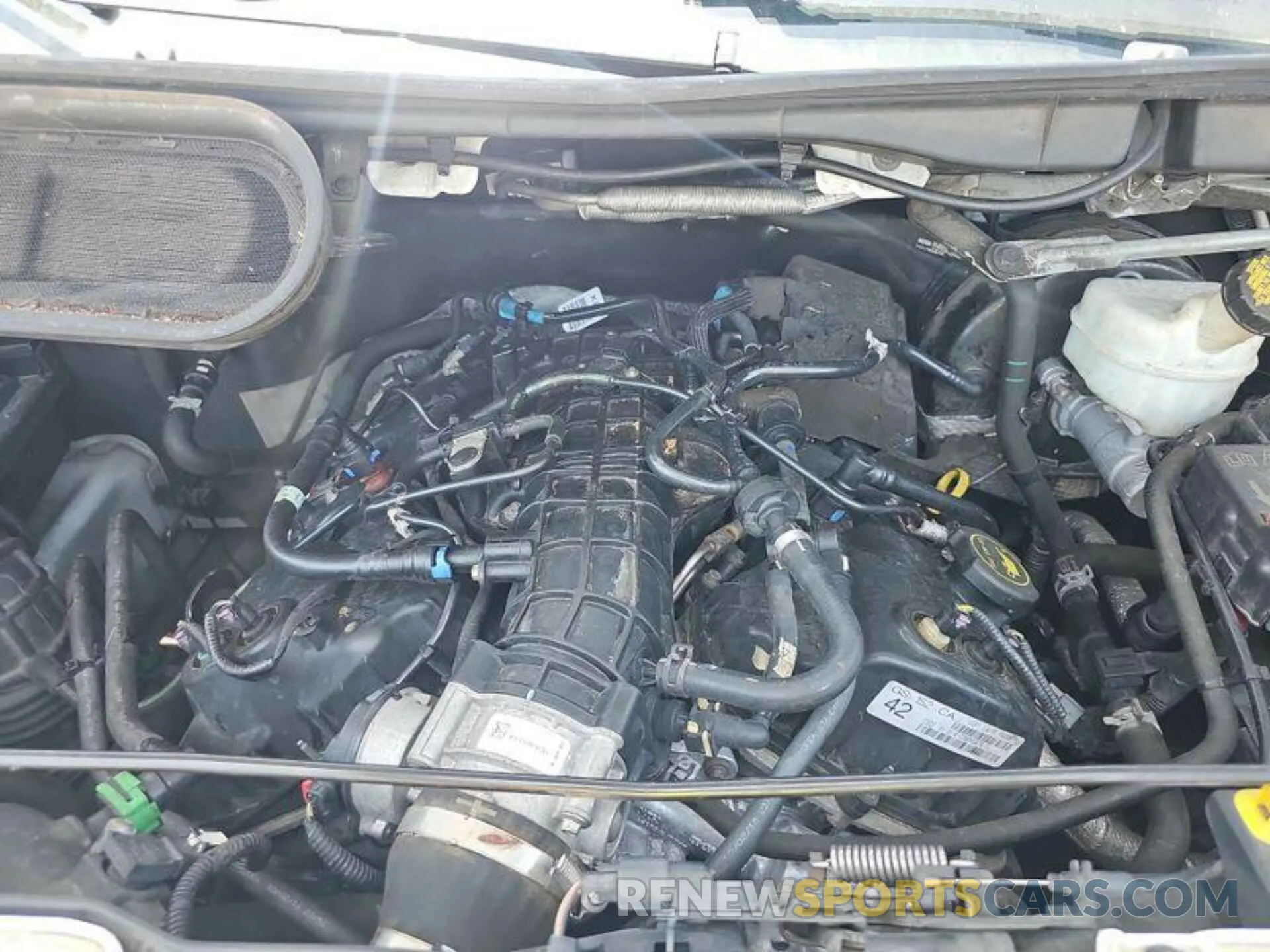 6 Photograph of a damaged car 1FTYR1YG1KKA40806 FORD TRANSIT 2019